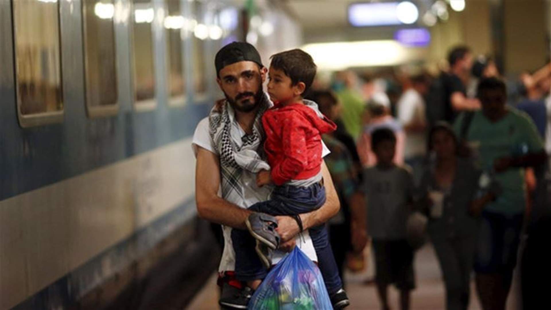Austria says it and Germany will take refugees from Hungary