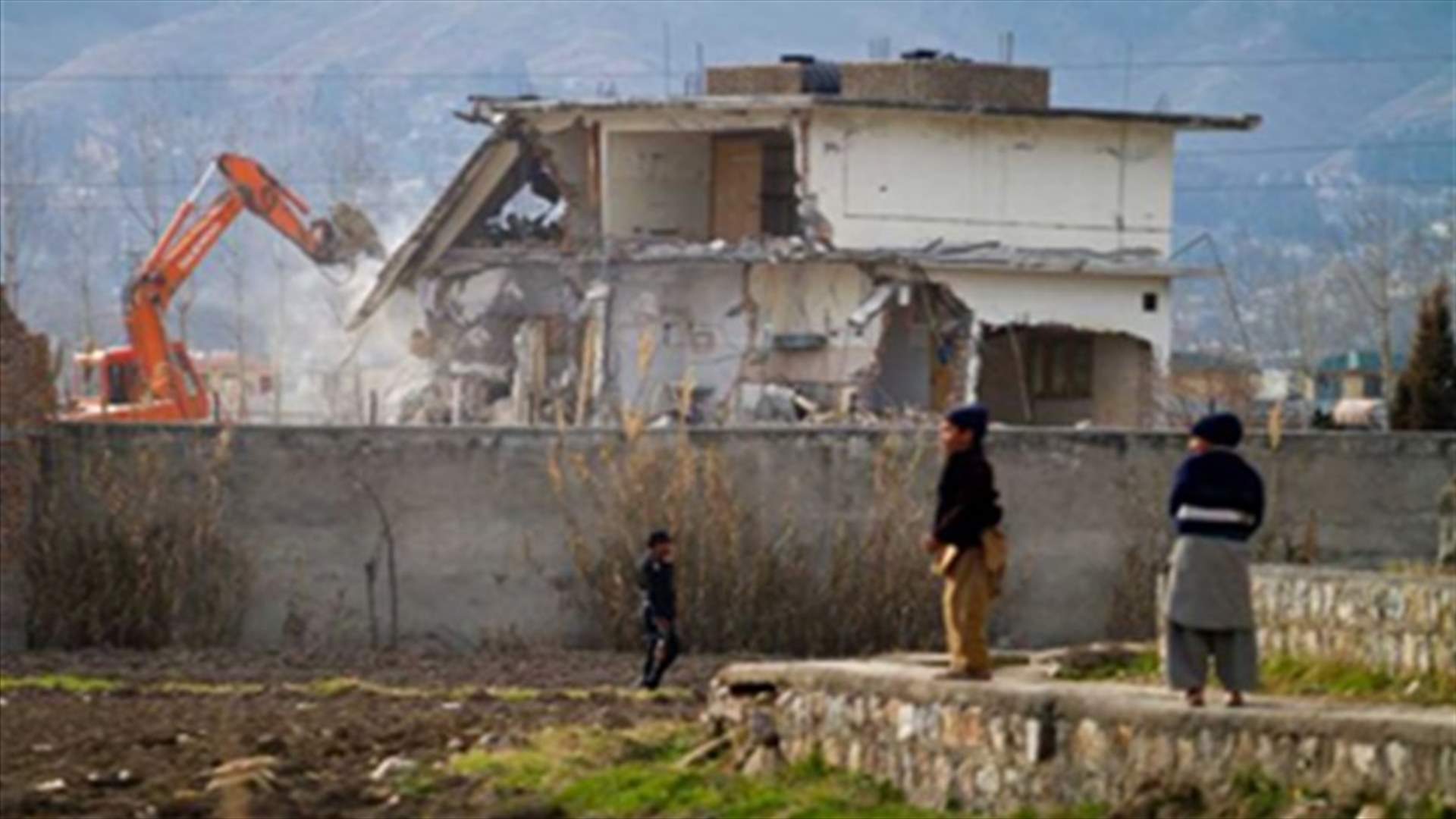 In bin Laden's lair, his wives split by suspicions