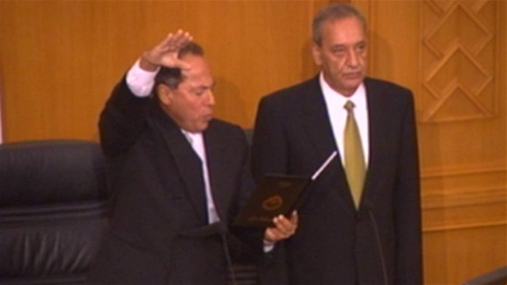 هل يستعيد رئيس الجمهورية صلاحياته بعدما جرده الطائف منها؟