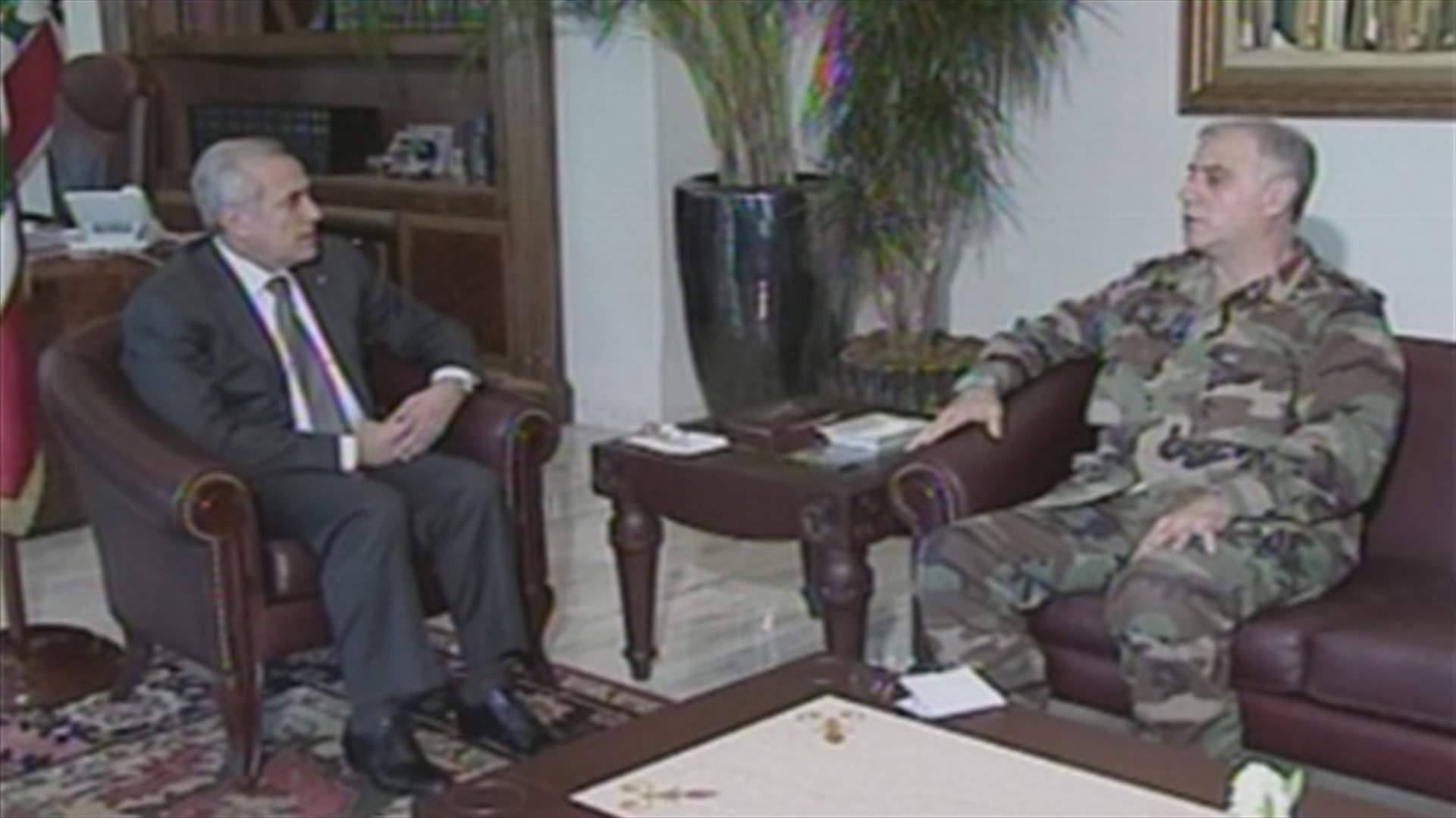 Sleiman praises military institutions for controlling borders 