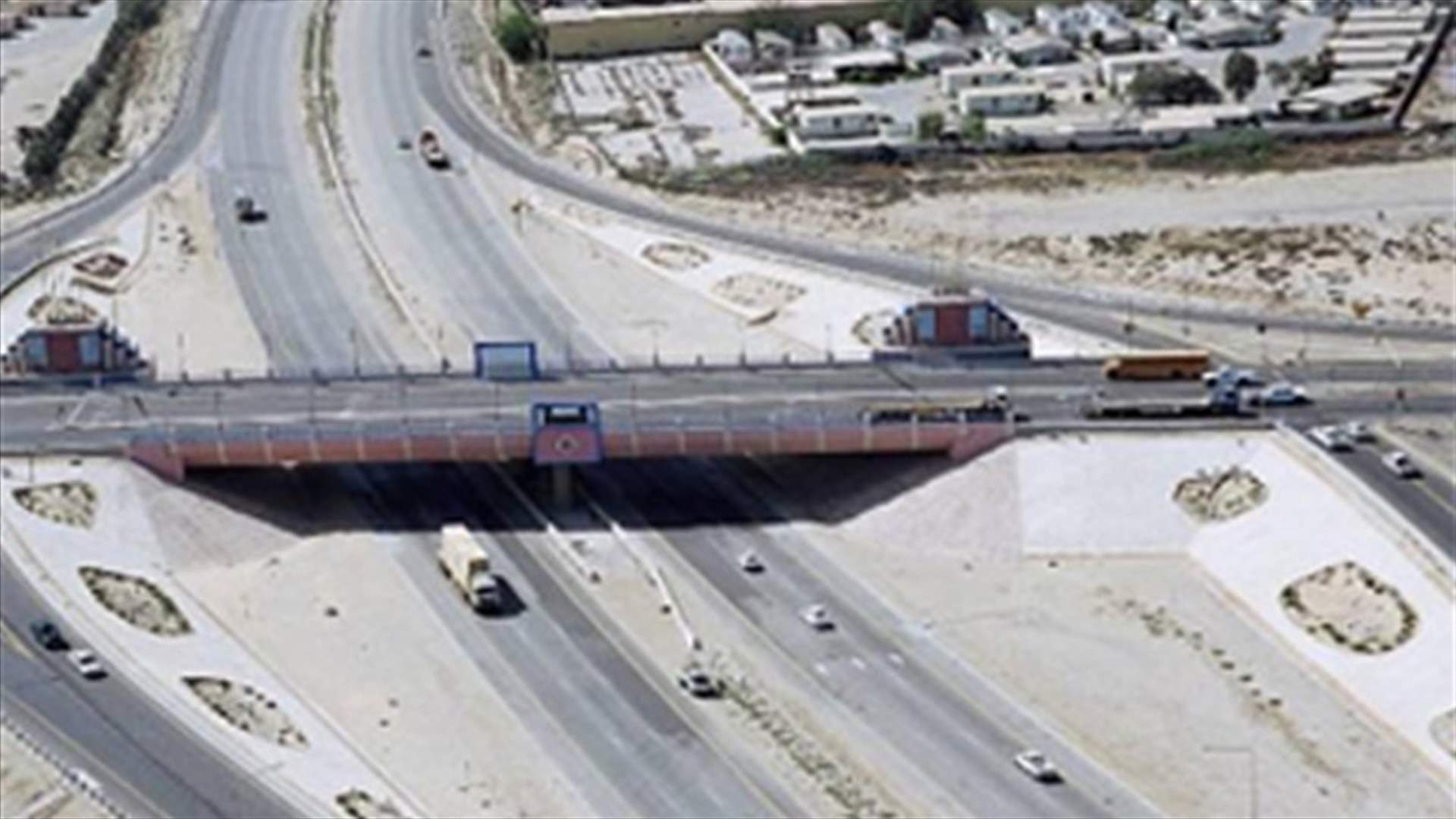 Antoine Rai’s Jeep flips over on Byblos highway