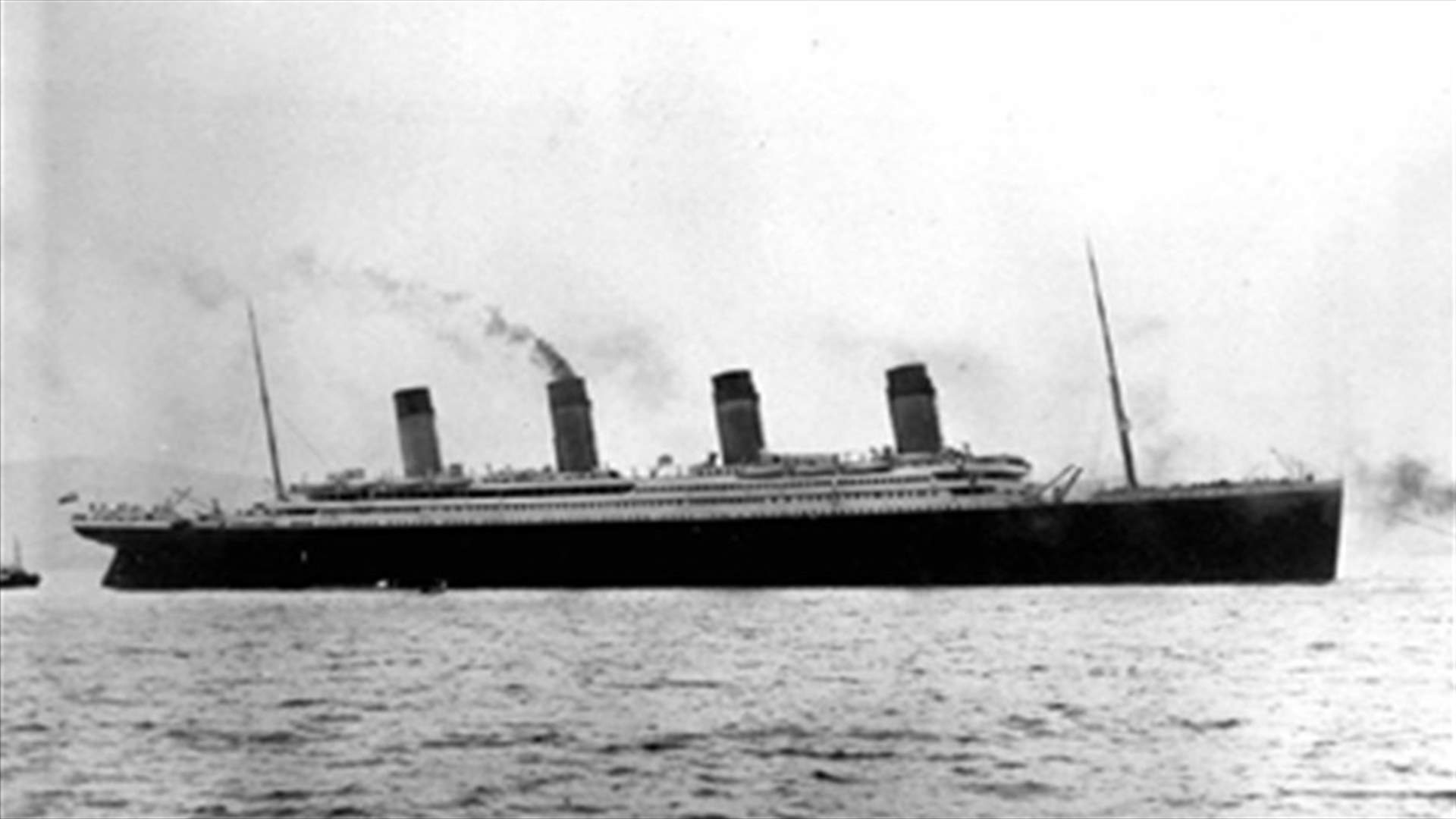 Titanic memorial cruise sets sail to sinking site