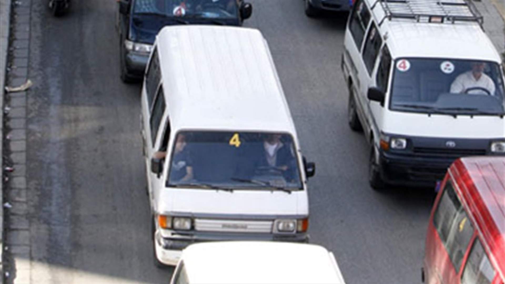 Syrian snatched and robbed at gunpoint in al-Sellom    