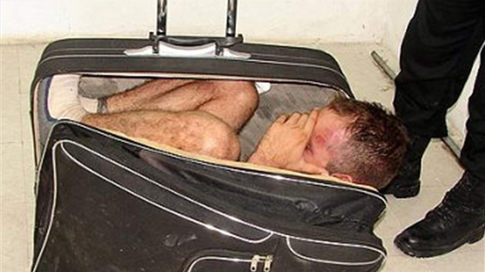 Lebanese man caught while crossing Turkish-Greek border in German's luggage 