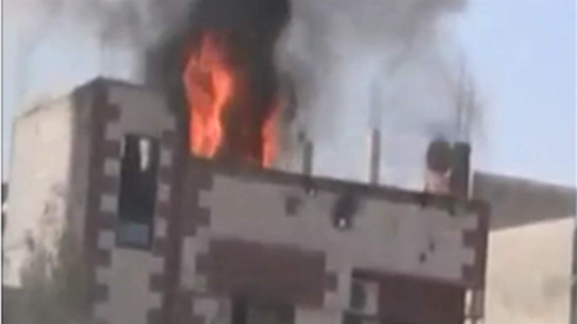  بعيد وصول طليعة المراقبين...قتيلان بحماة وبان يدعو لضبط النفس