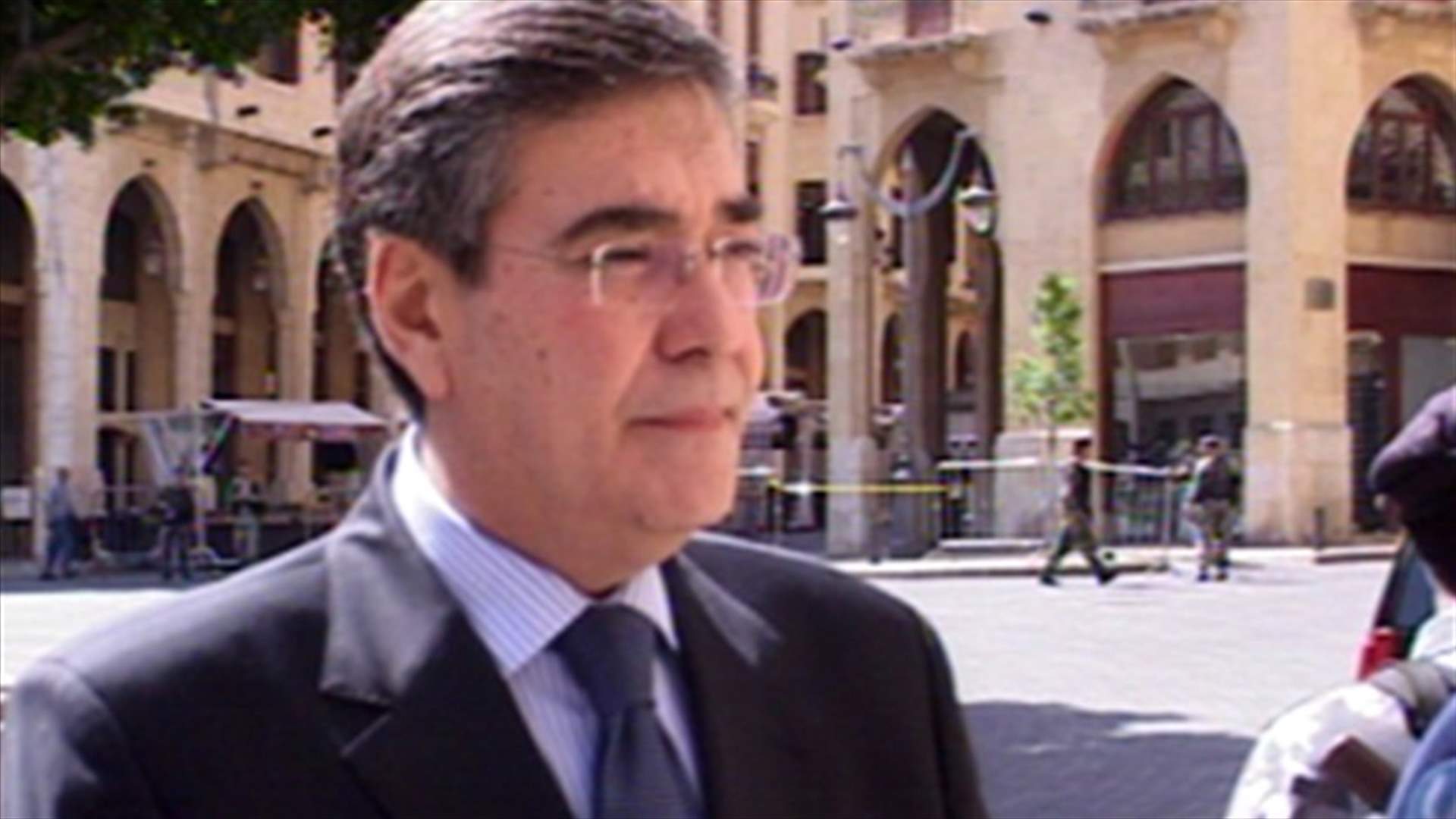 Youssef to LBCI: We will not venture into a vote of no confidence without Jumblatt 