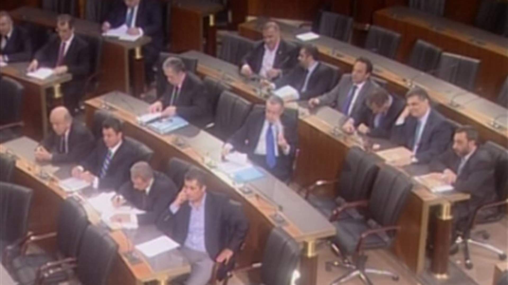 Siniora and Moussawi make amends in round 4 of parliamentary debates 