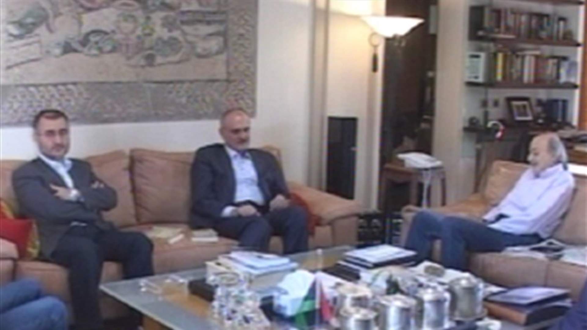 What did Jumblatt tell Ali Hassan Khalil and Hussein Khalil? 