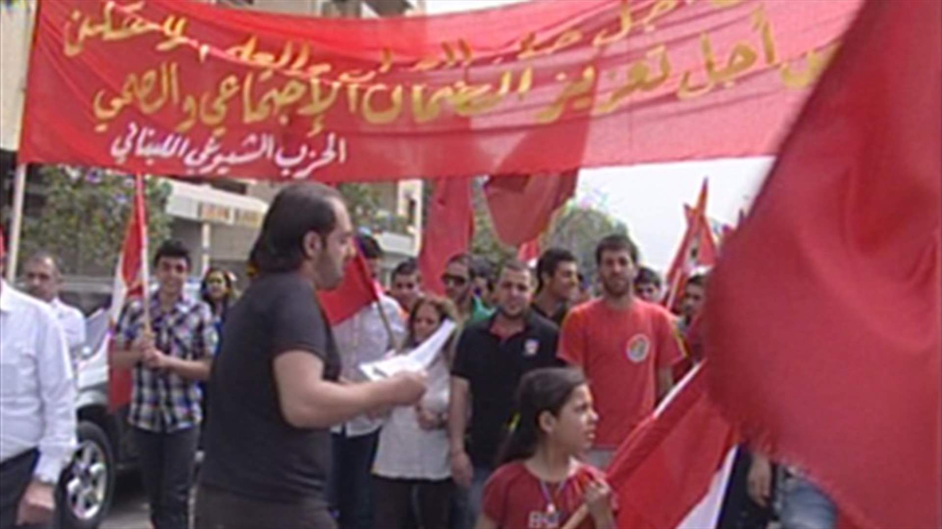 Hundreds of workers take to the streets on their day, GLC warns government 