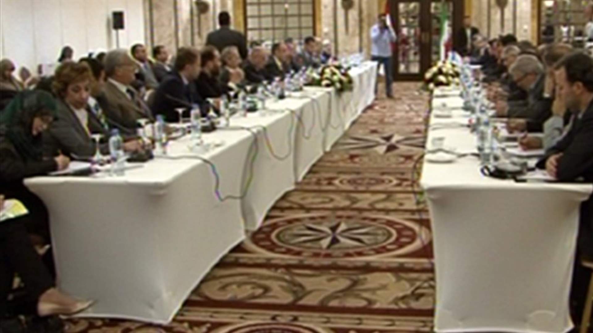 Lebanon and Iran sign economic and service agreements 