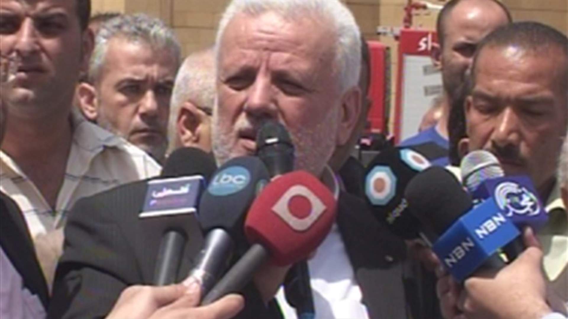 اعتصام لعدد من اهالي مخيم نهر البارد في ساحة رياض الصلح