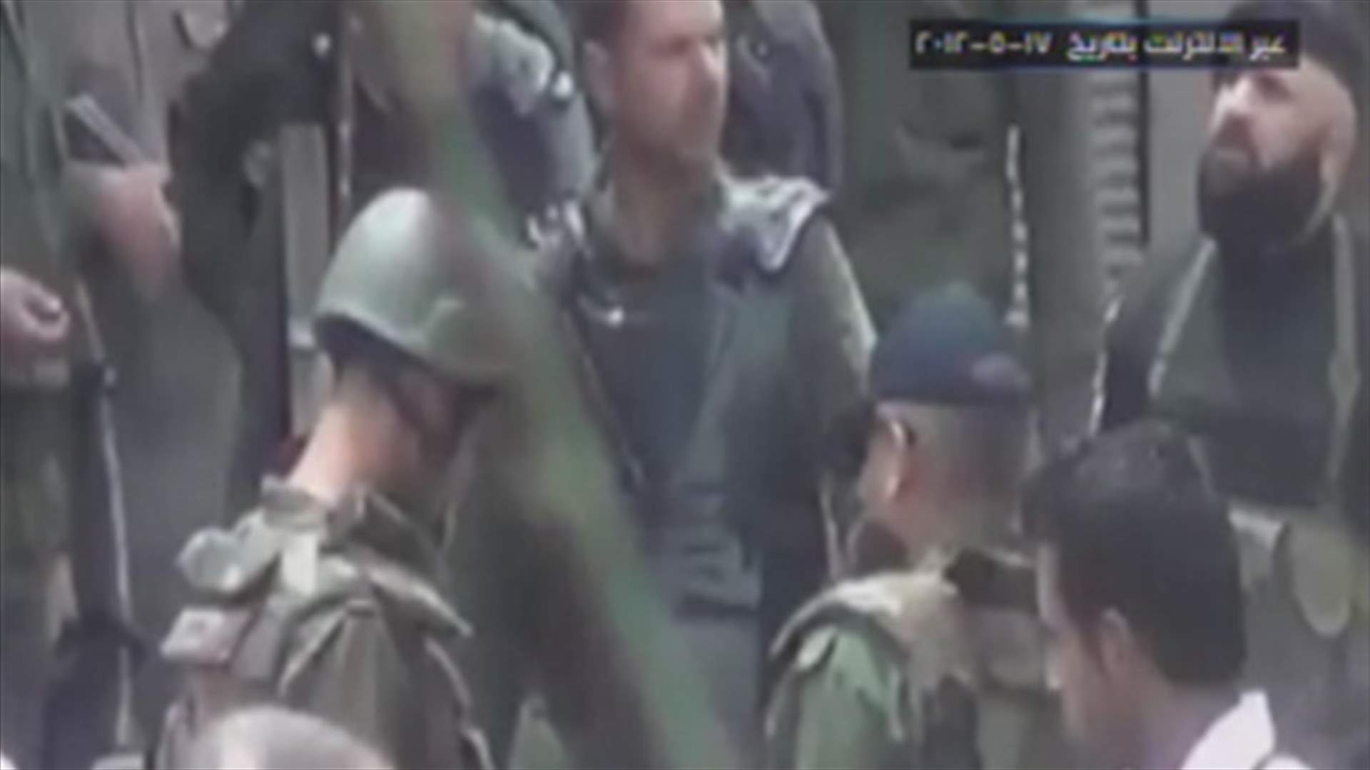  32 سوريا شاركوا بحوادث حلب يسلمون انفسهم وباراك يعلن ان الاسد انتهى امره