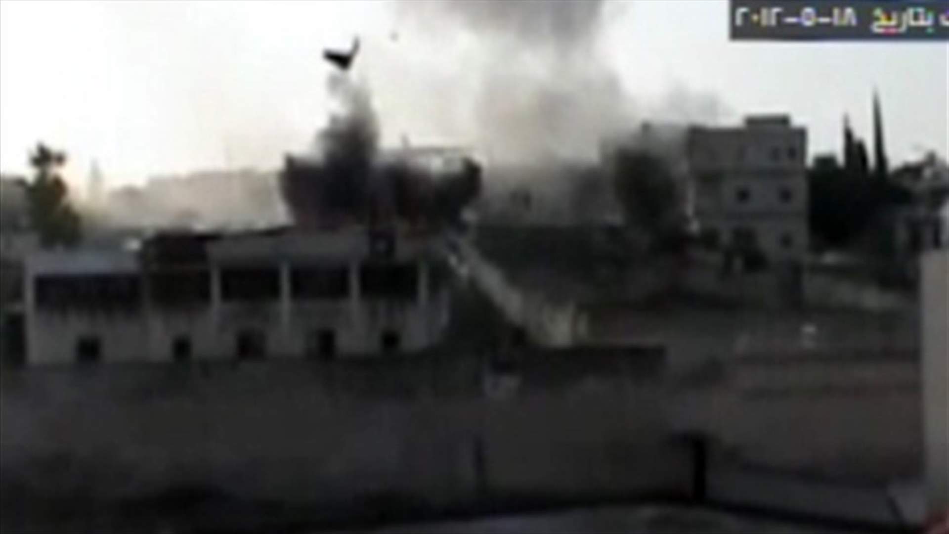 خروج أكبر تظاهرات في حلب وباريس تستخف بتصريحات الأسد