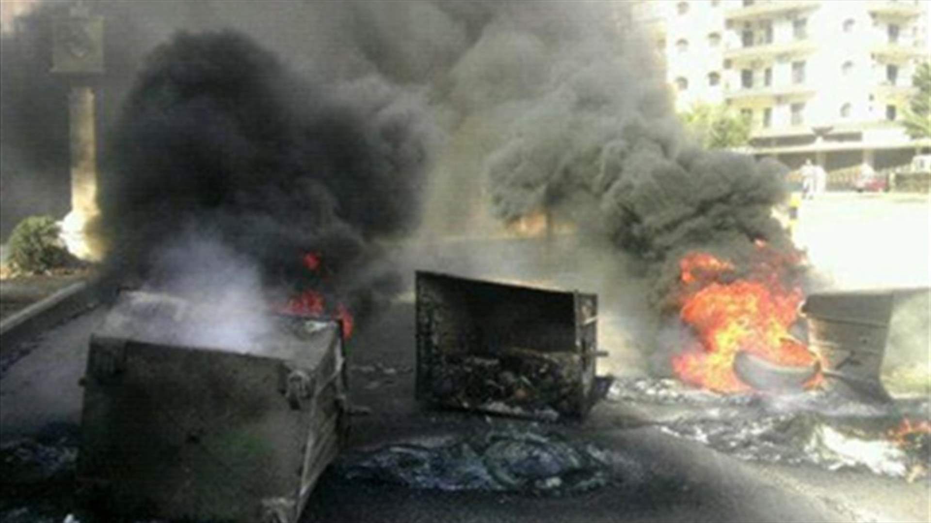 Tripoli-Beirut highway reopened, two grenades thrown in Abou Ali River