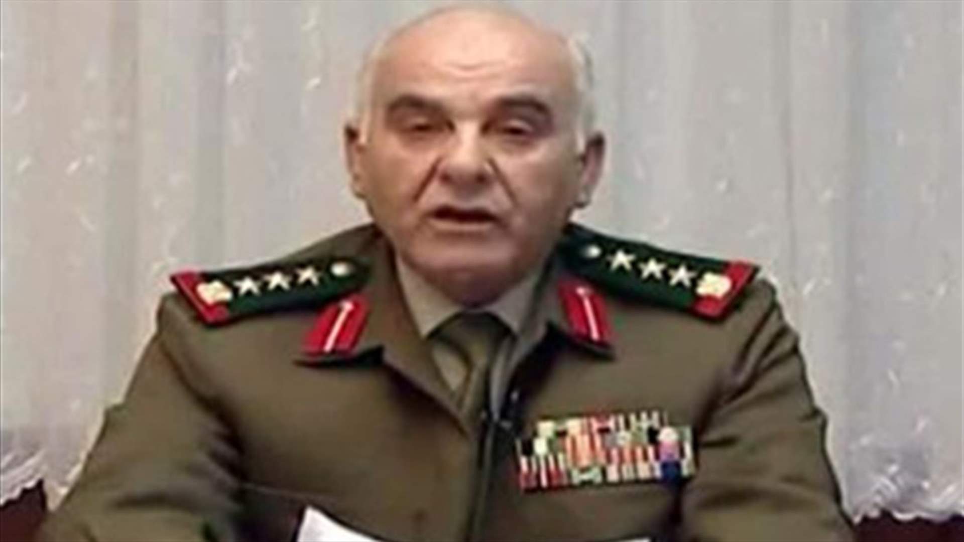 رئيس المجلس العسكري في الجيش السوري الحر ينفي خطف اللبنانيين