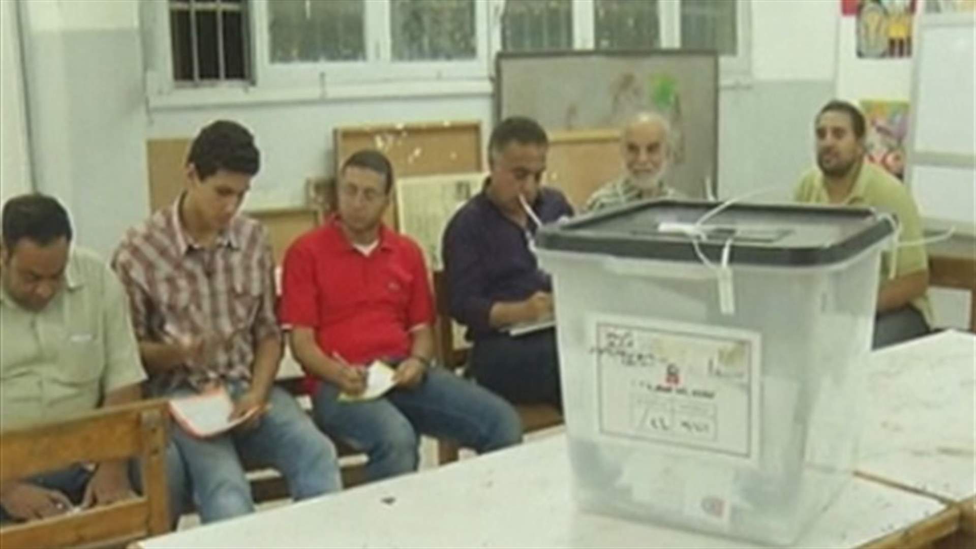  الاخوان المسلمون يعلنون تقدم مرشحهم للرئاسة المصرية  