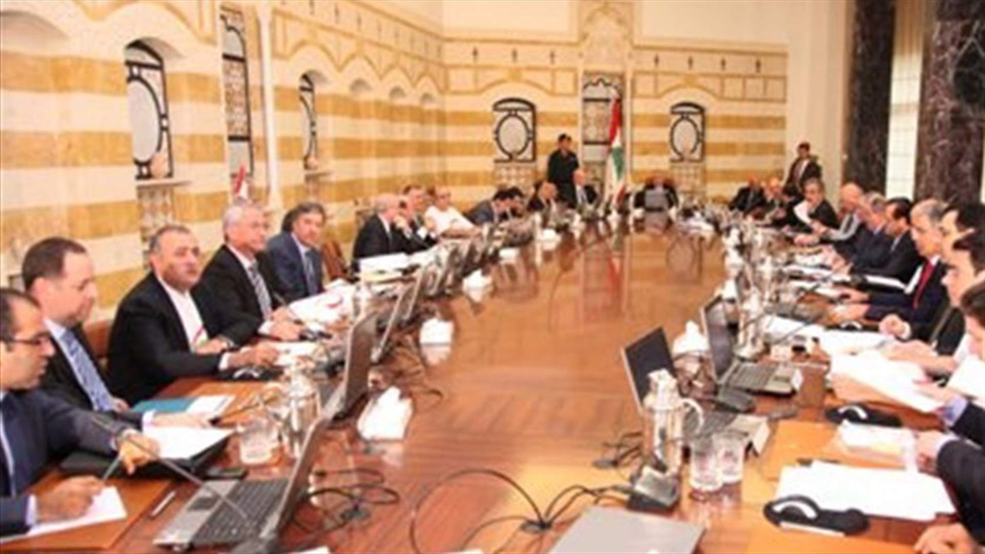اجتماع بين مكونات الحكومة لتنسيق المواقف 