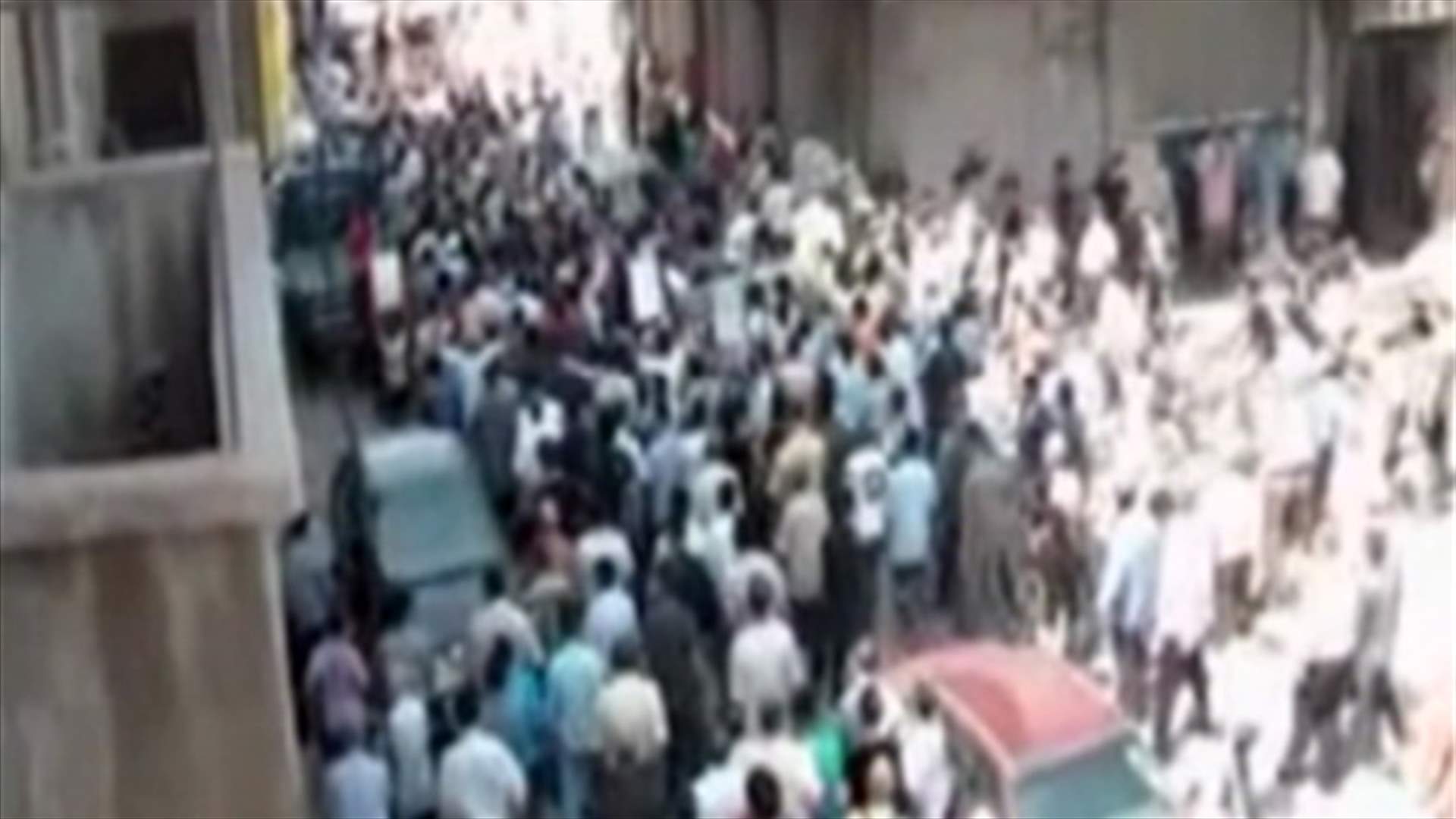  Syrian forces renew assault on Homs, kill 3