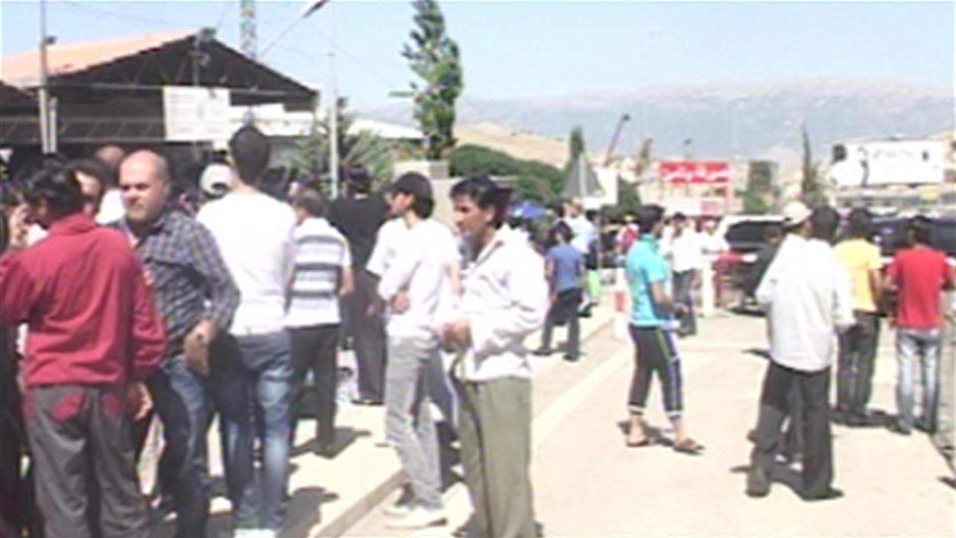 Syrians leave Lebanon amid continuous harassment