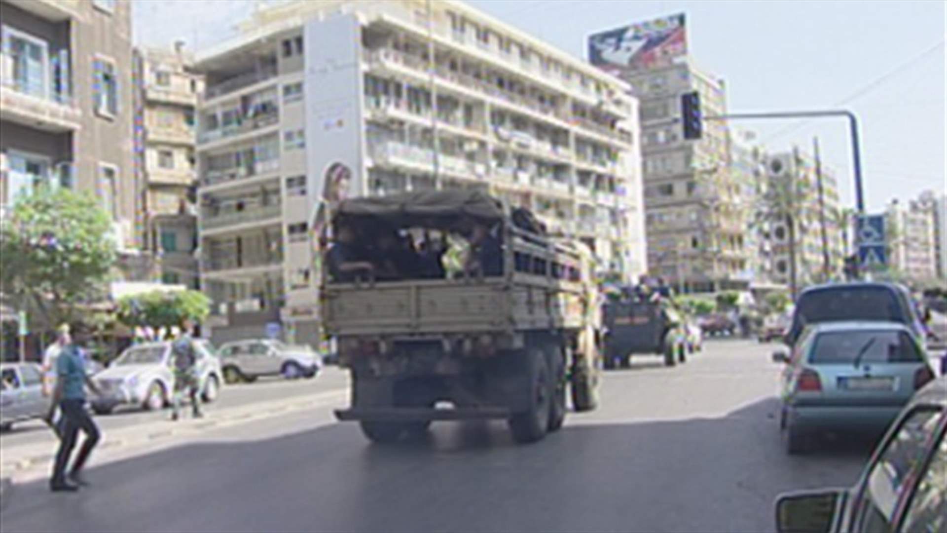 Sniping resumes in Tripoli, Shaar pleads for calm