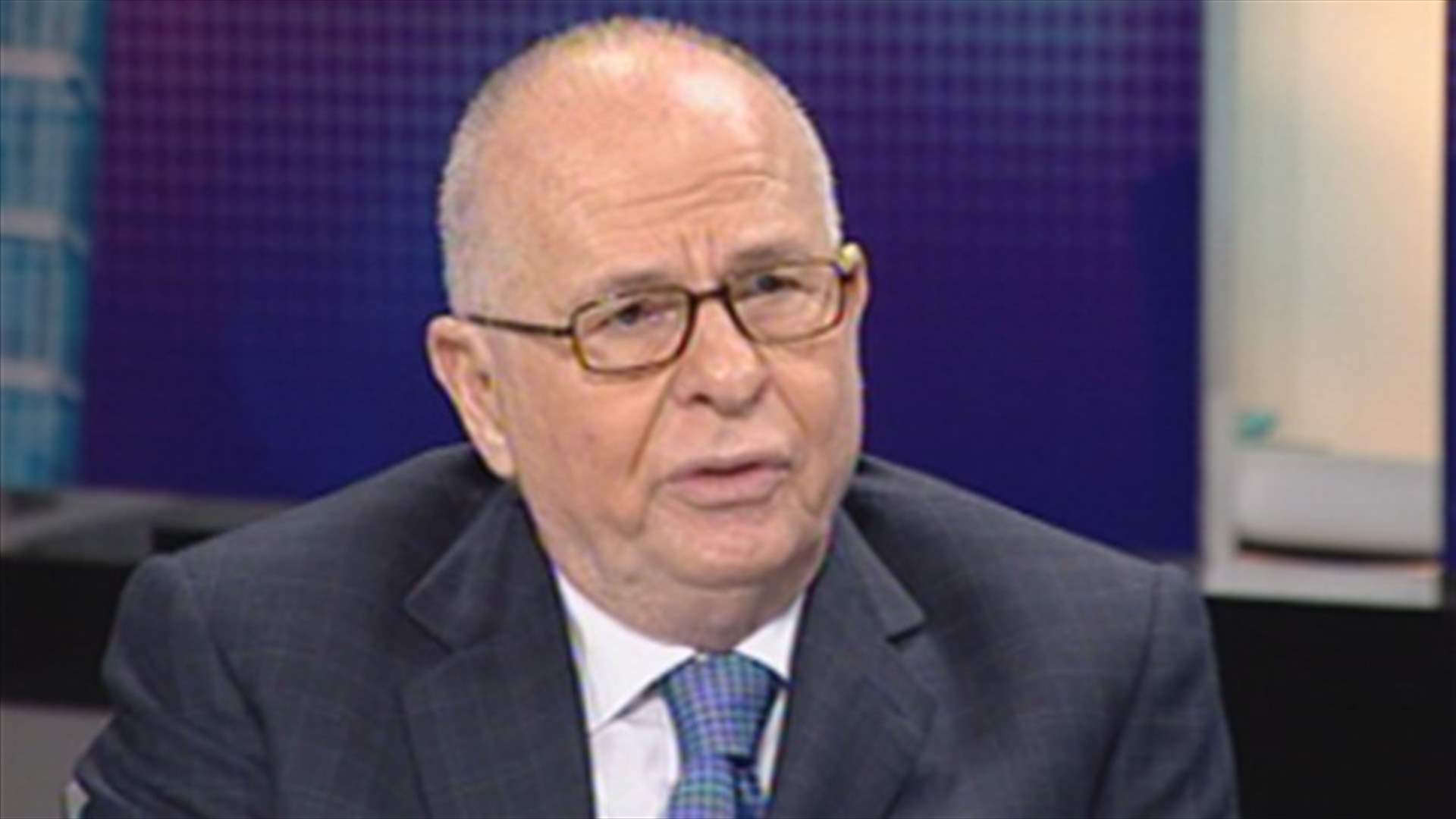 كبارة للـLBCI :ثكنة الاسد بجبل محسن تستخدم العلويين دروعا بشرية لها