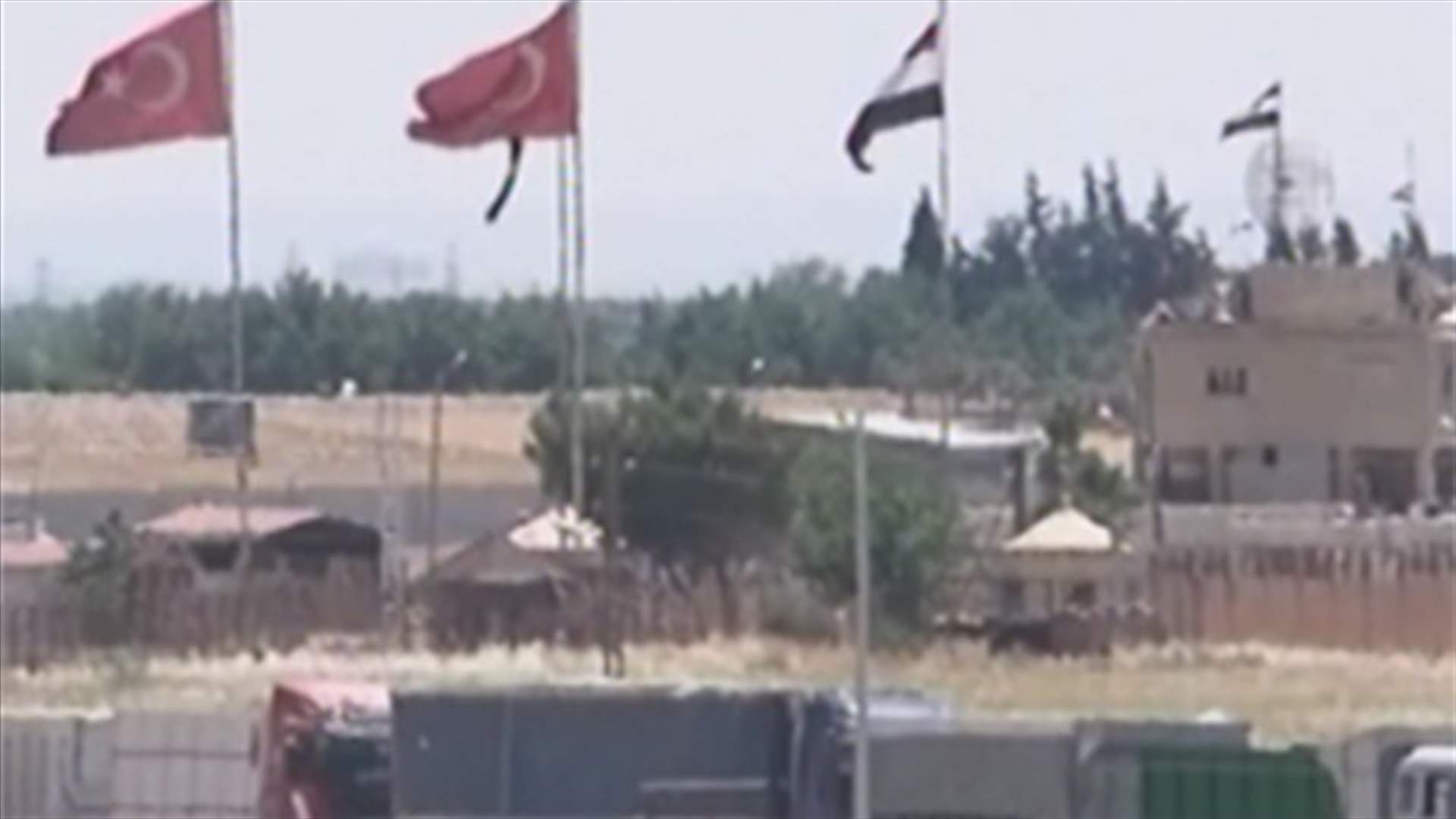 Arab efforts to release abductees halted after mediator gets injured at Turkish-Syrian border 