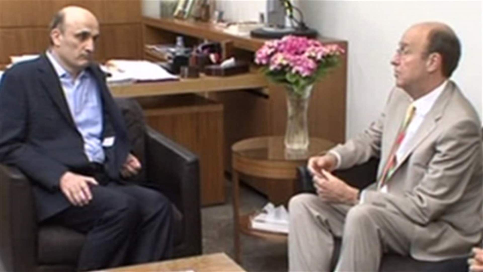 Geagea, Plumbly meet, discuss latest developments