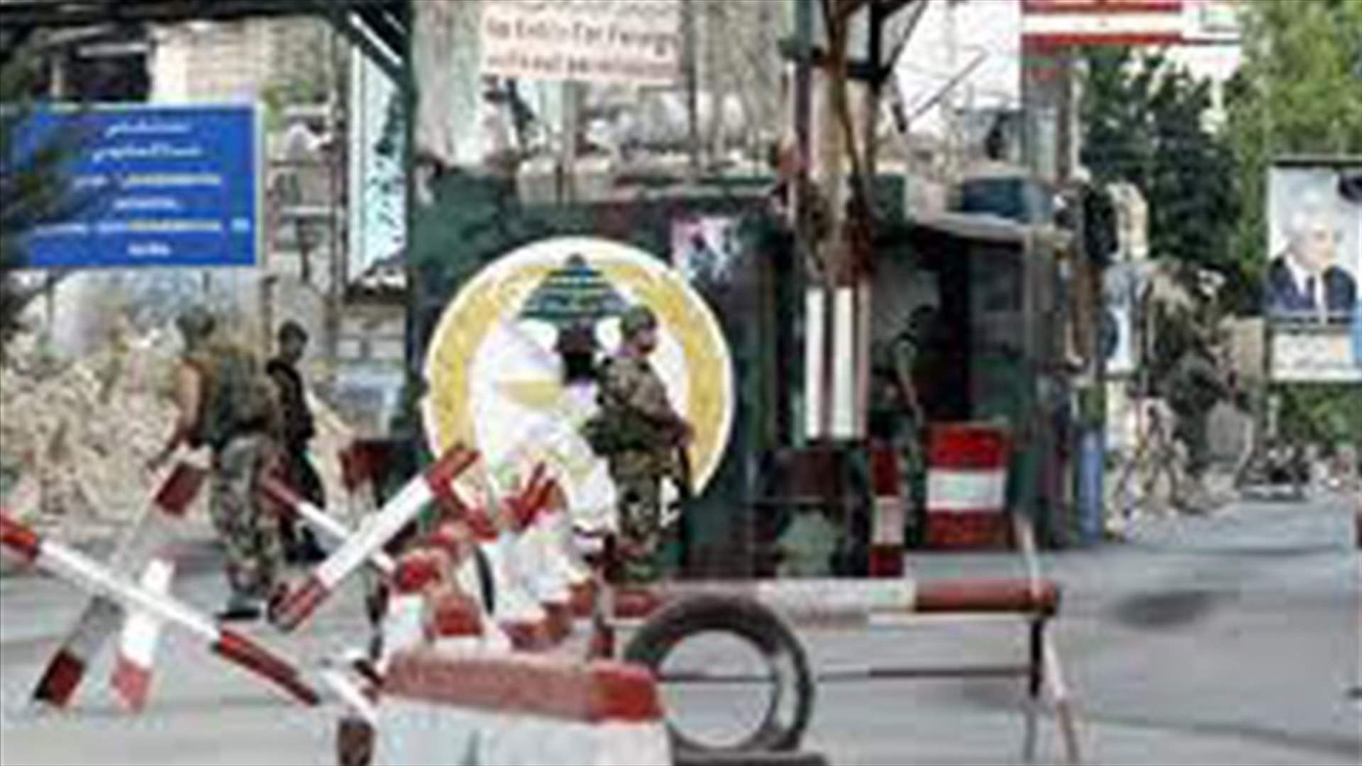 اتفاق على إقامة "منطقة عازلة" بين عين الحلوة والتعمير
