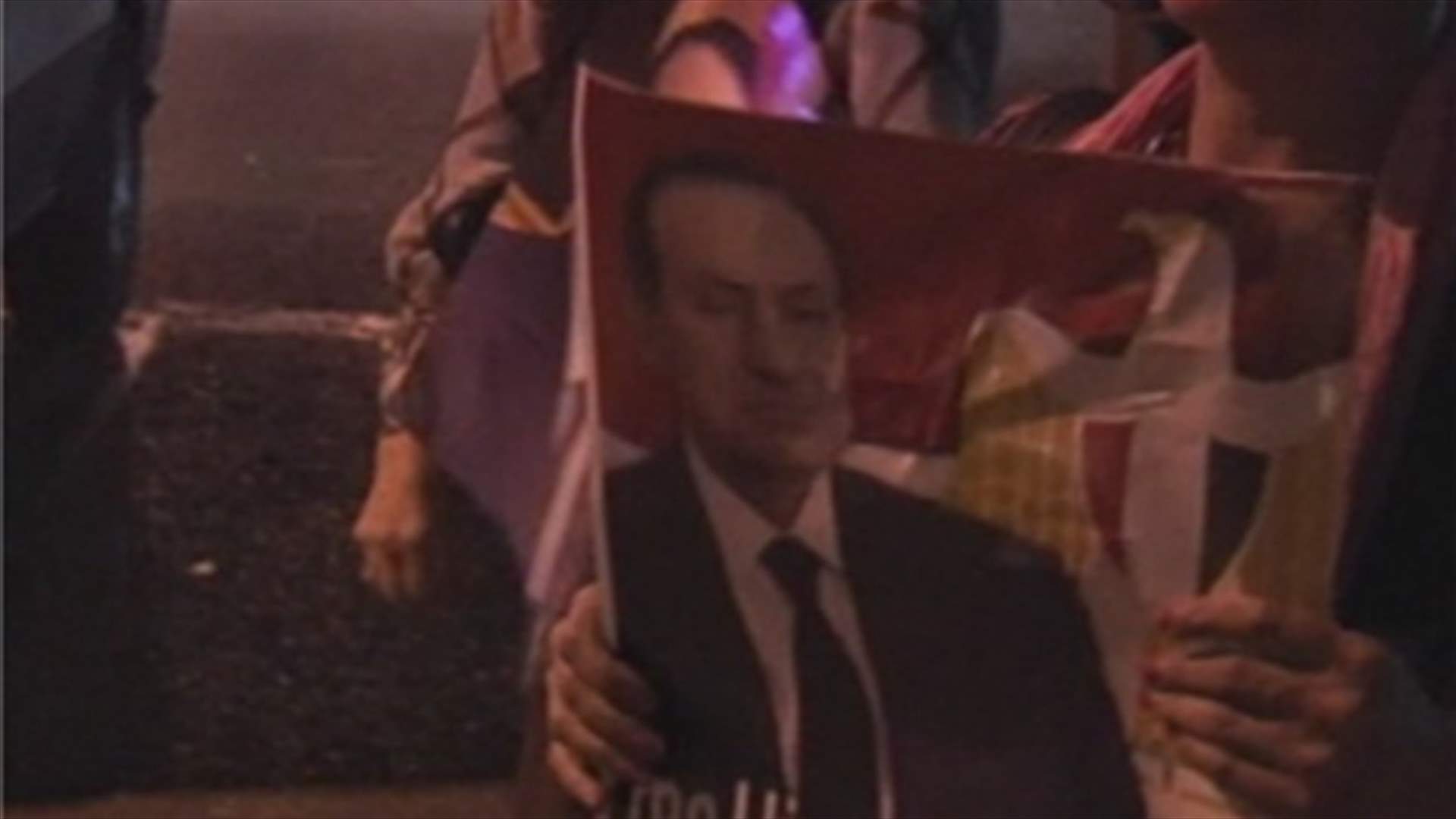 Hundreds protest in Tahrir Square as election results remain undisclosed