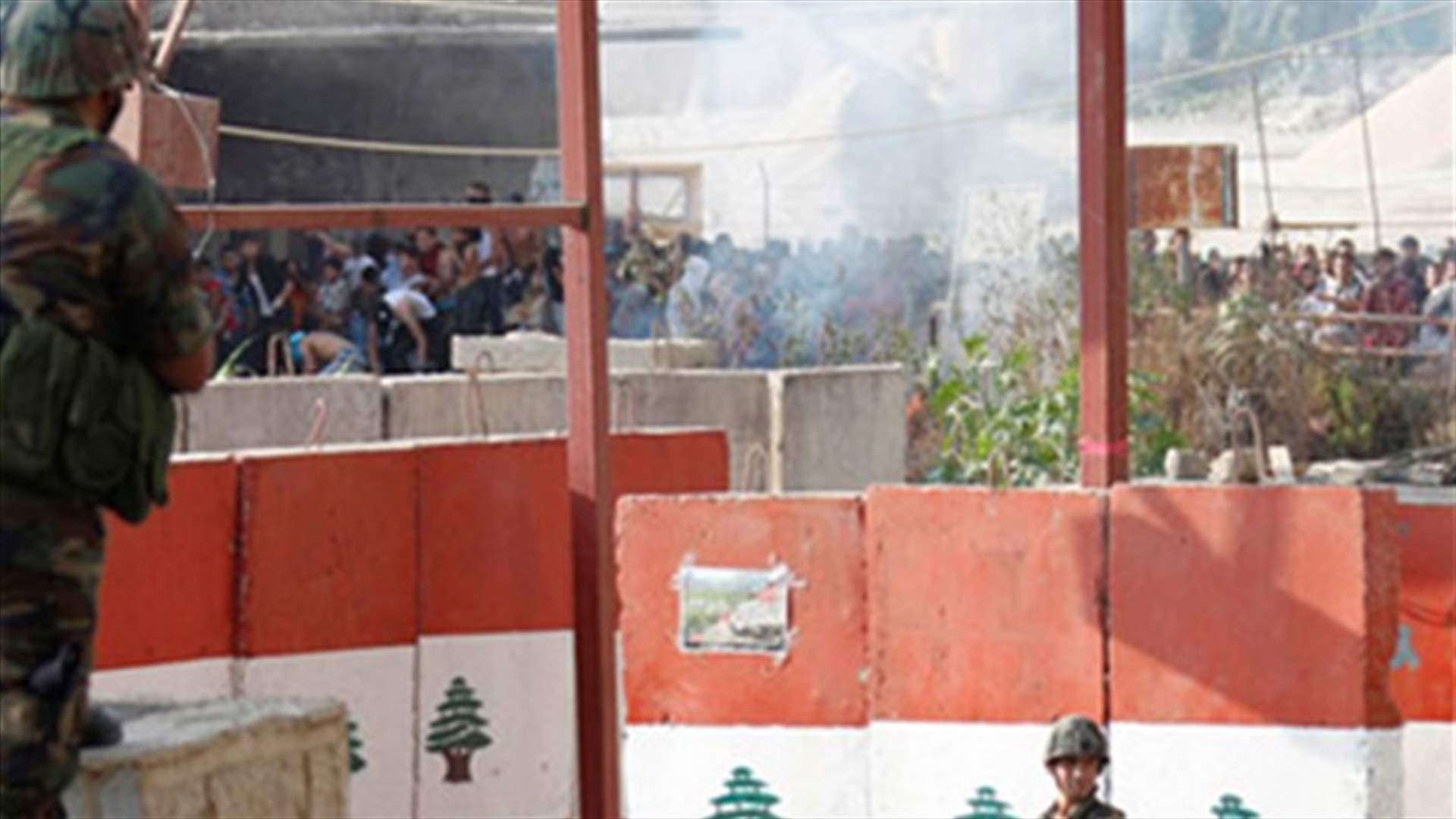  لكلّ مخيّم فلسطيني"طابوره الخامس"