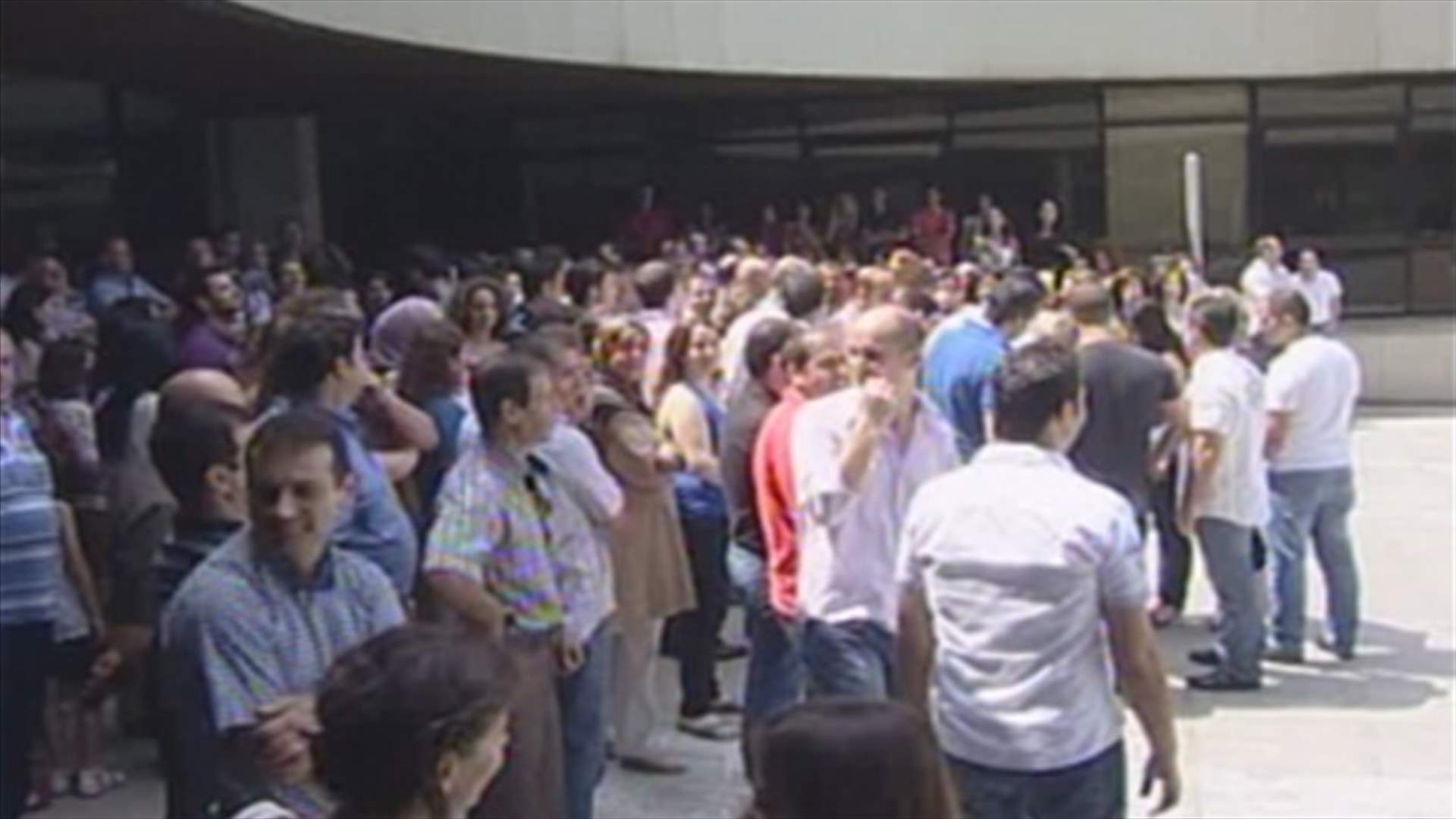 Civil servants suspend work over failure to approve pay scale 