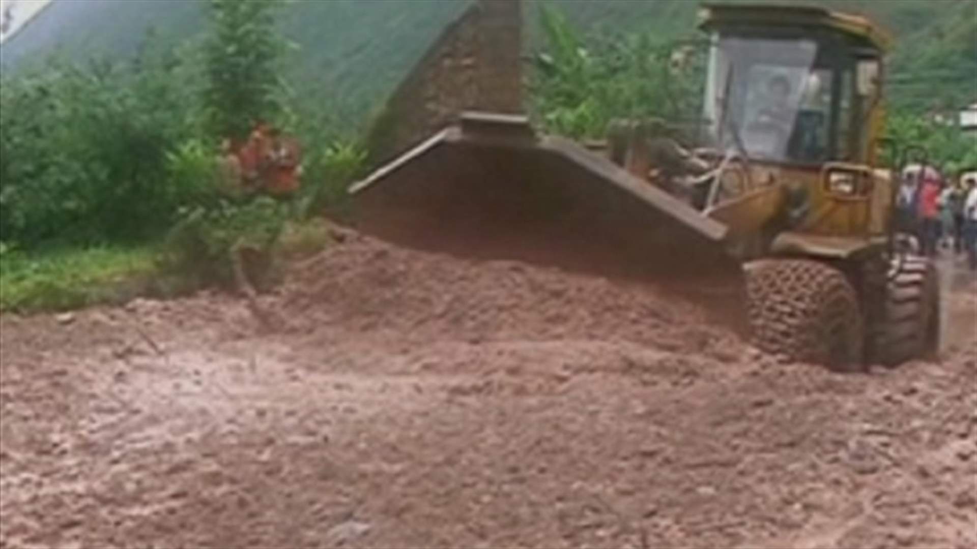 50 dead in China mudslides, Earthquake shakes Xinjiang