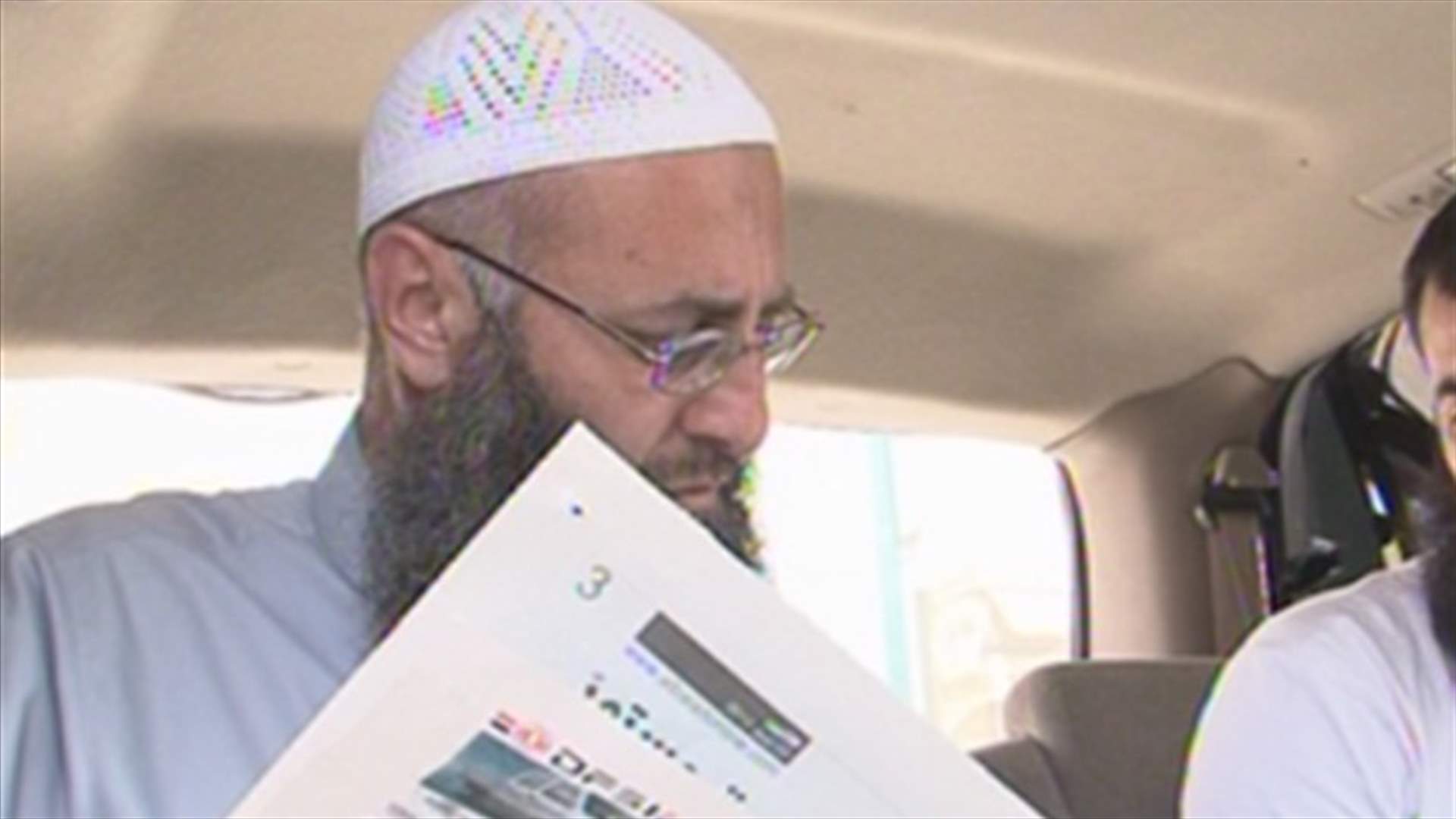 LBCI reveals details of 3 phone calls between Assir and Charbel