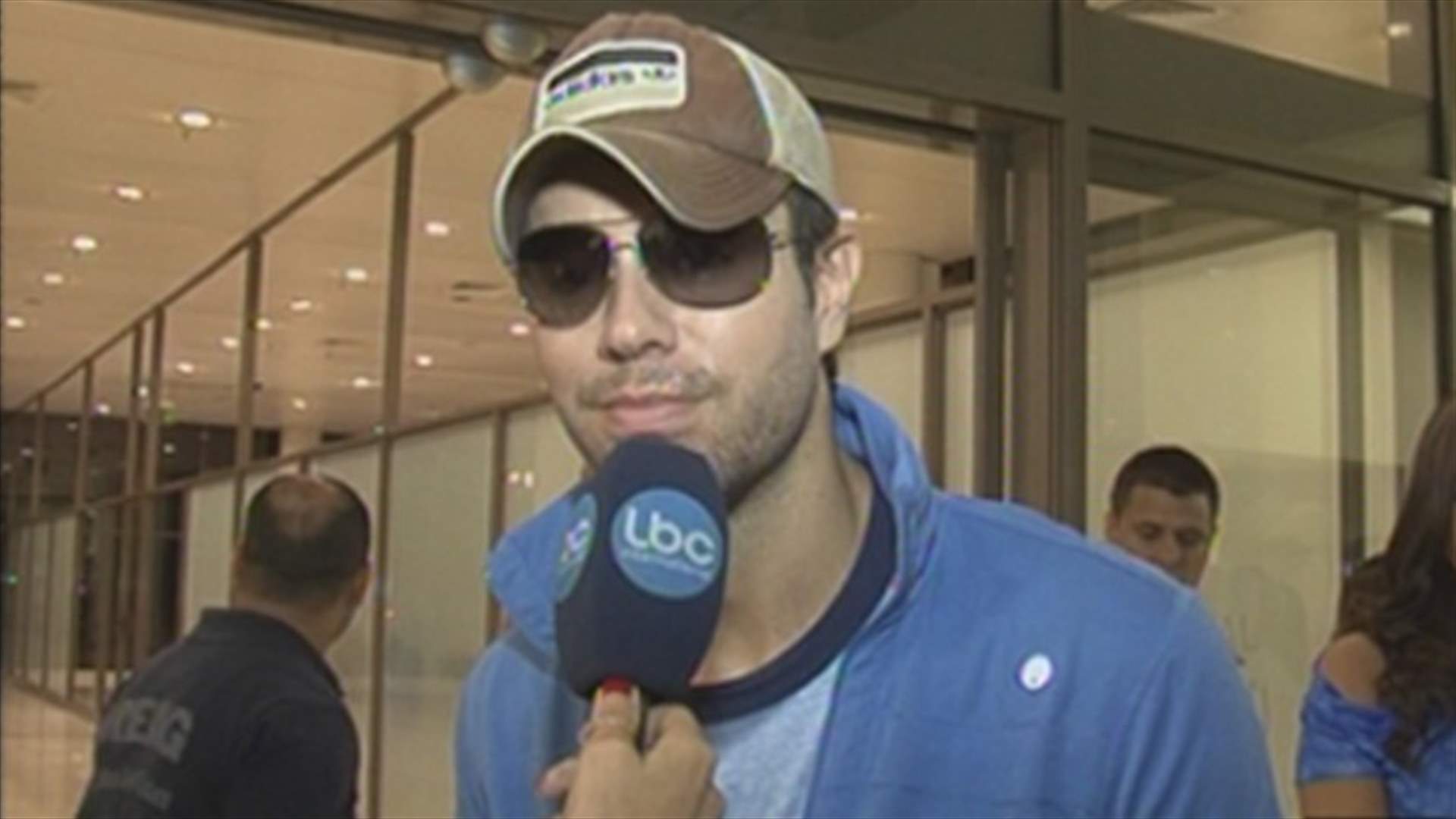 Thousands await ladies’ man pop star Enrique Iglesias 