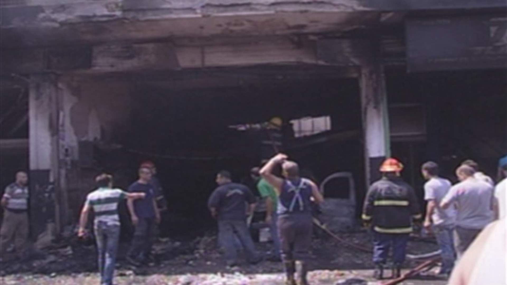 Fire erupts at auto repair shop in Dora, owner breaks down