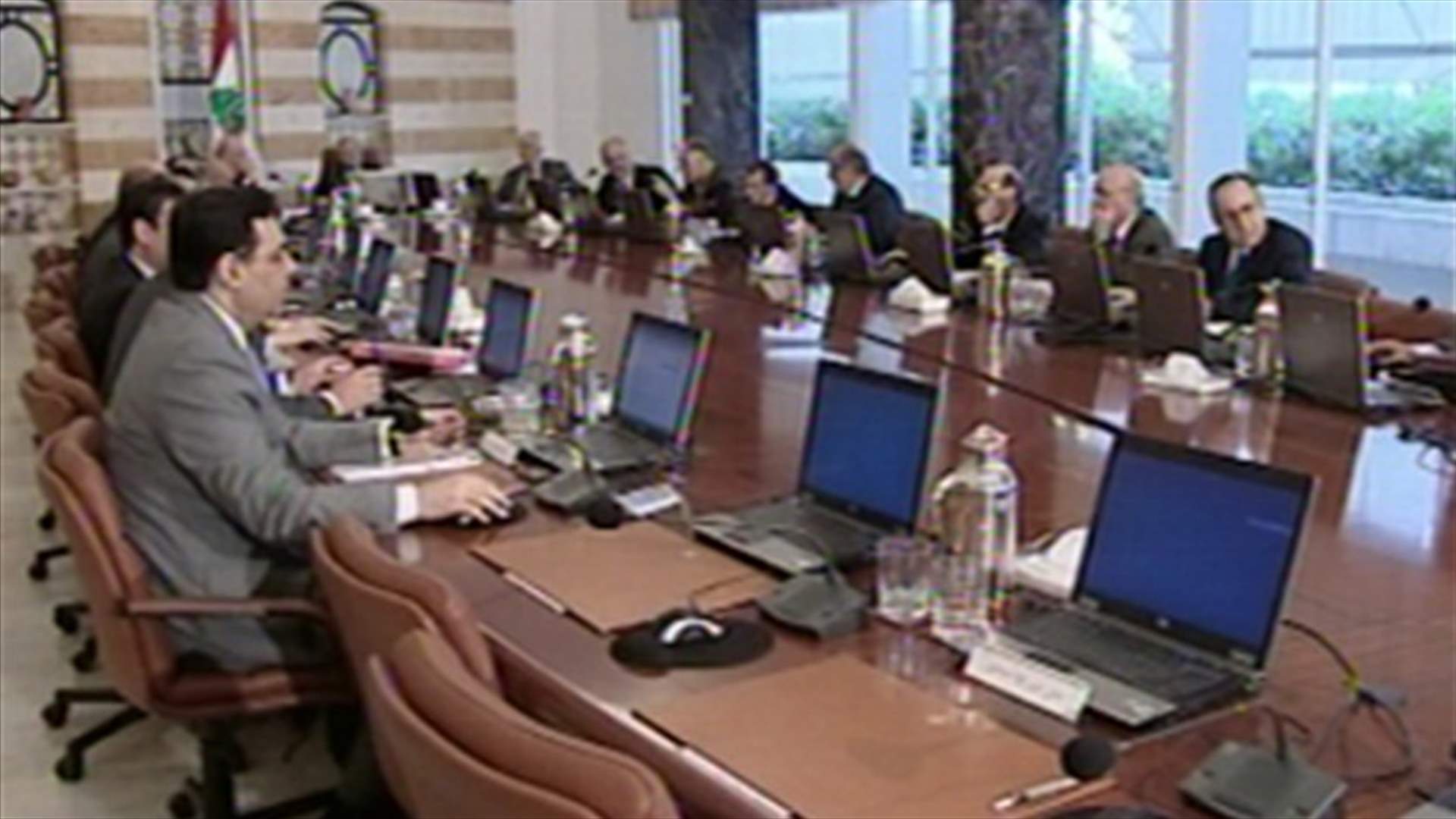 مجلس الوزراء يستكمل غدا درس مشروع الموازنة لحين اقراره
