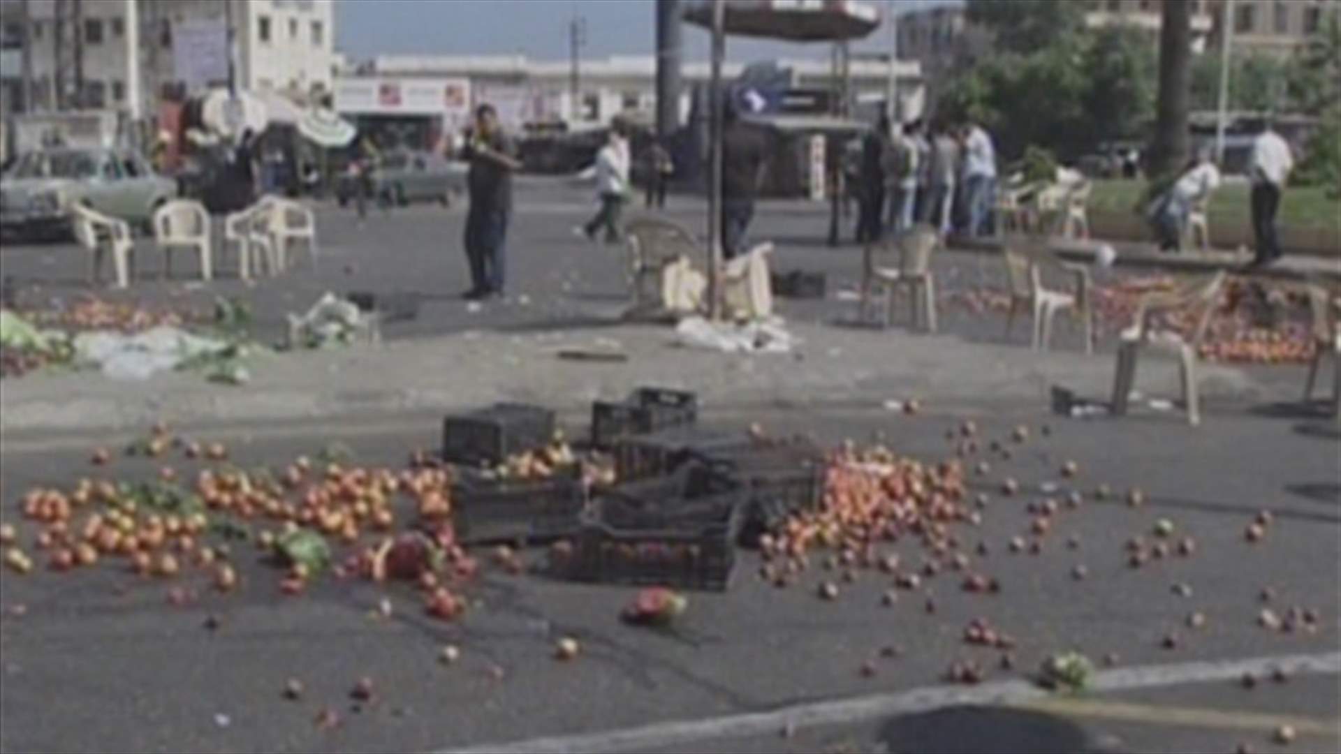 Sidon vegetable vendors end sit-in at Nejmeh Square