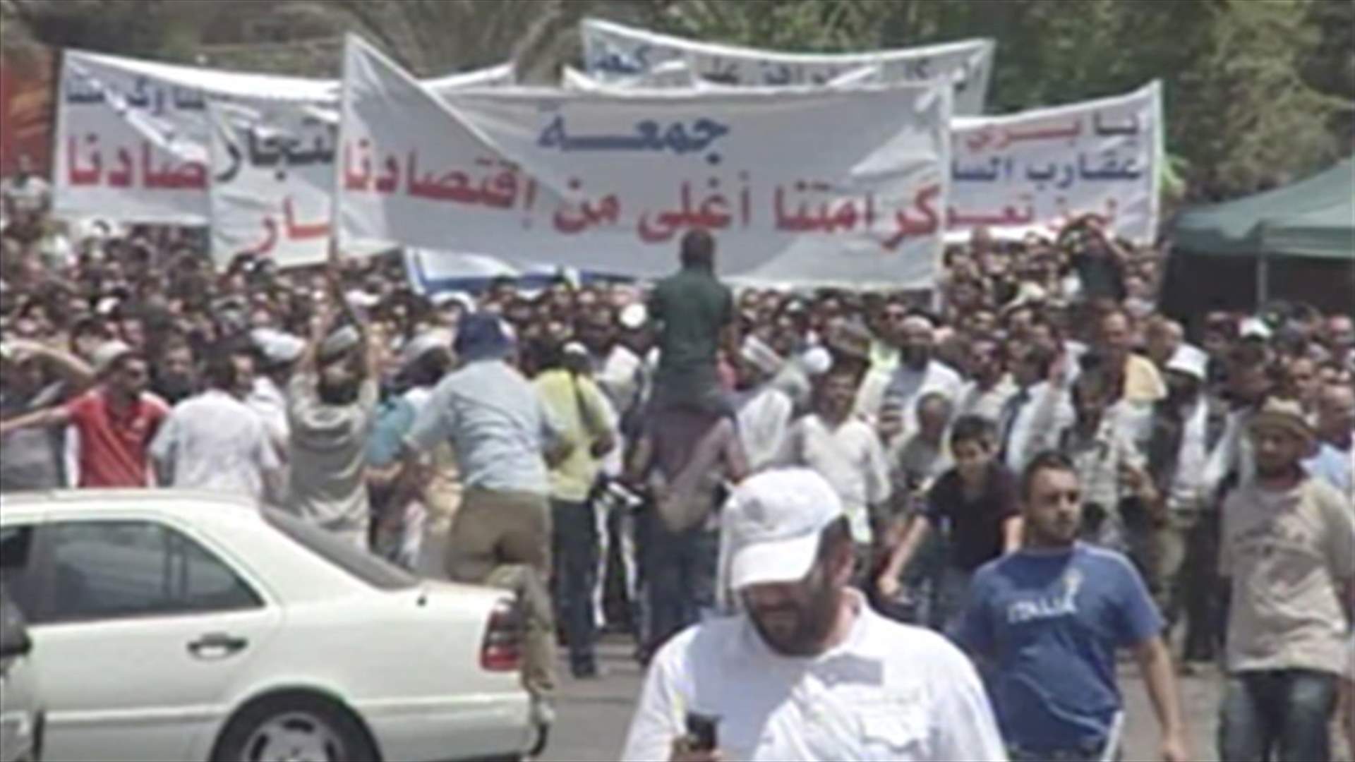 Assir launches smear campaign against Berri, Nasrallah