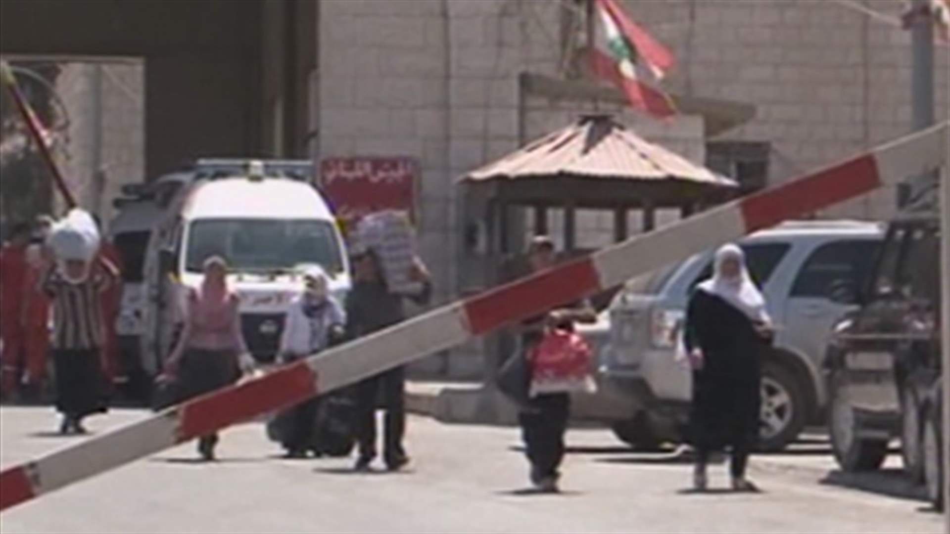 30 الف شخص دخلوا لبنان.. وحركة النزوح تخف