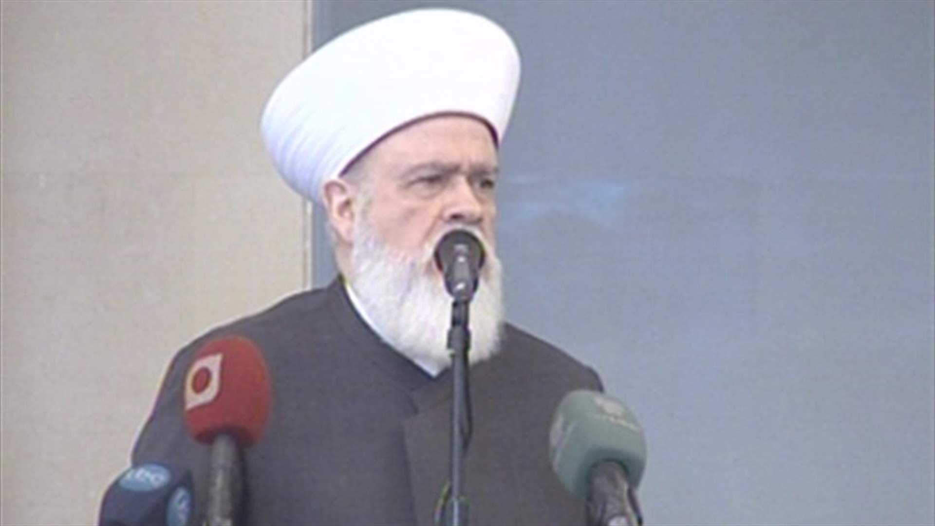 المفتي قباني يدعو لفتح أبواب لبنان أمام السوريين النازحين