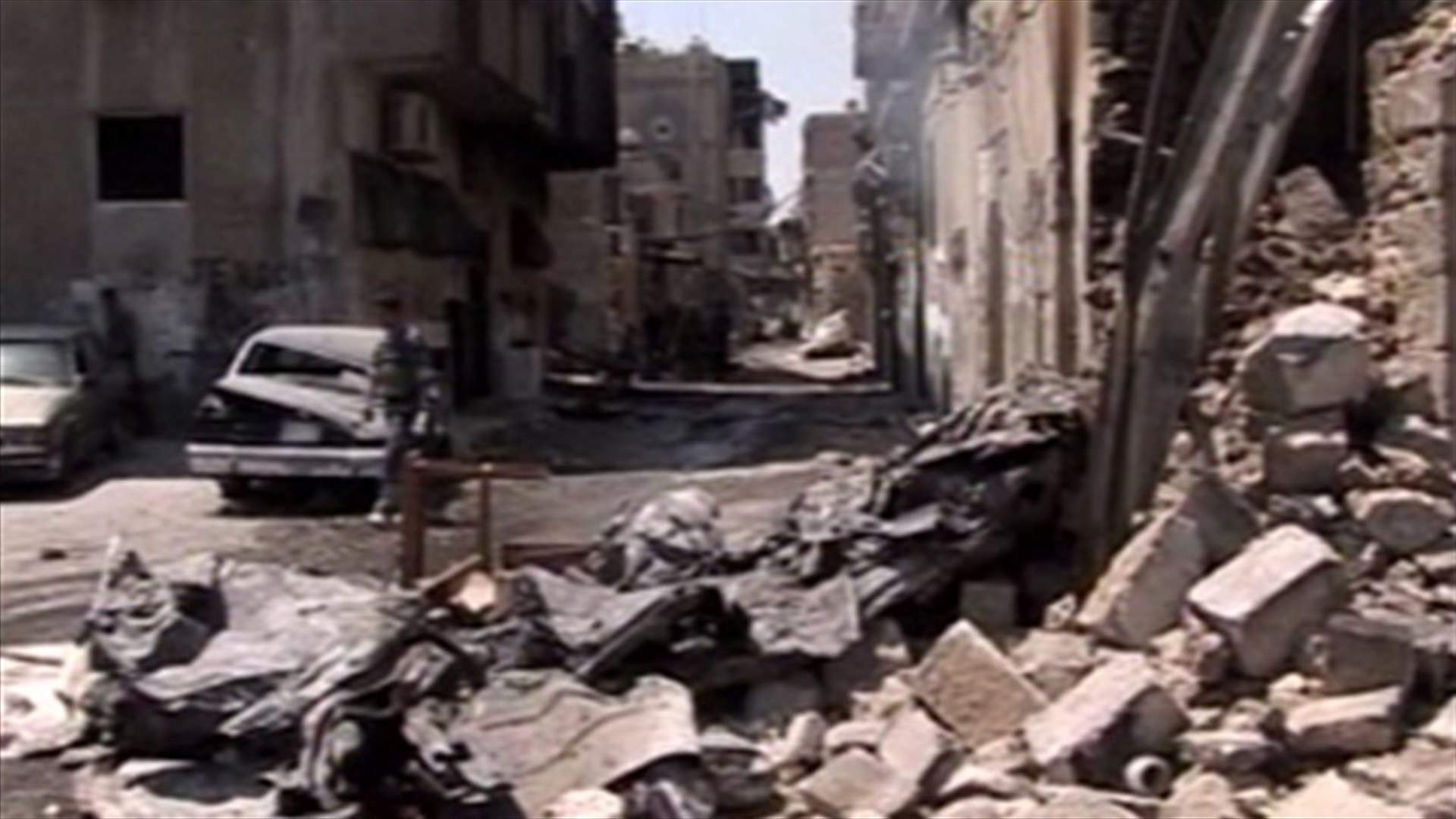 Syrians flee as clashes erupt in Aleppo for the 2nd day in a row 
