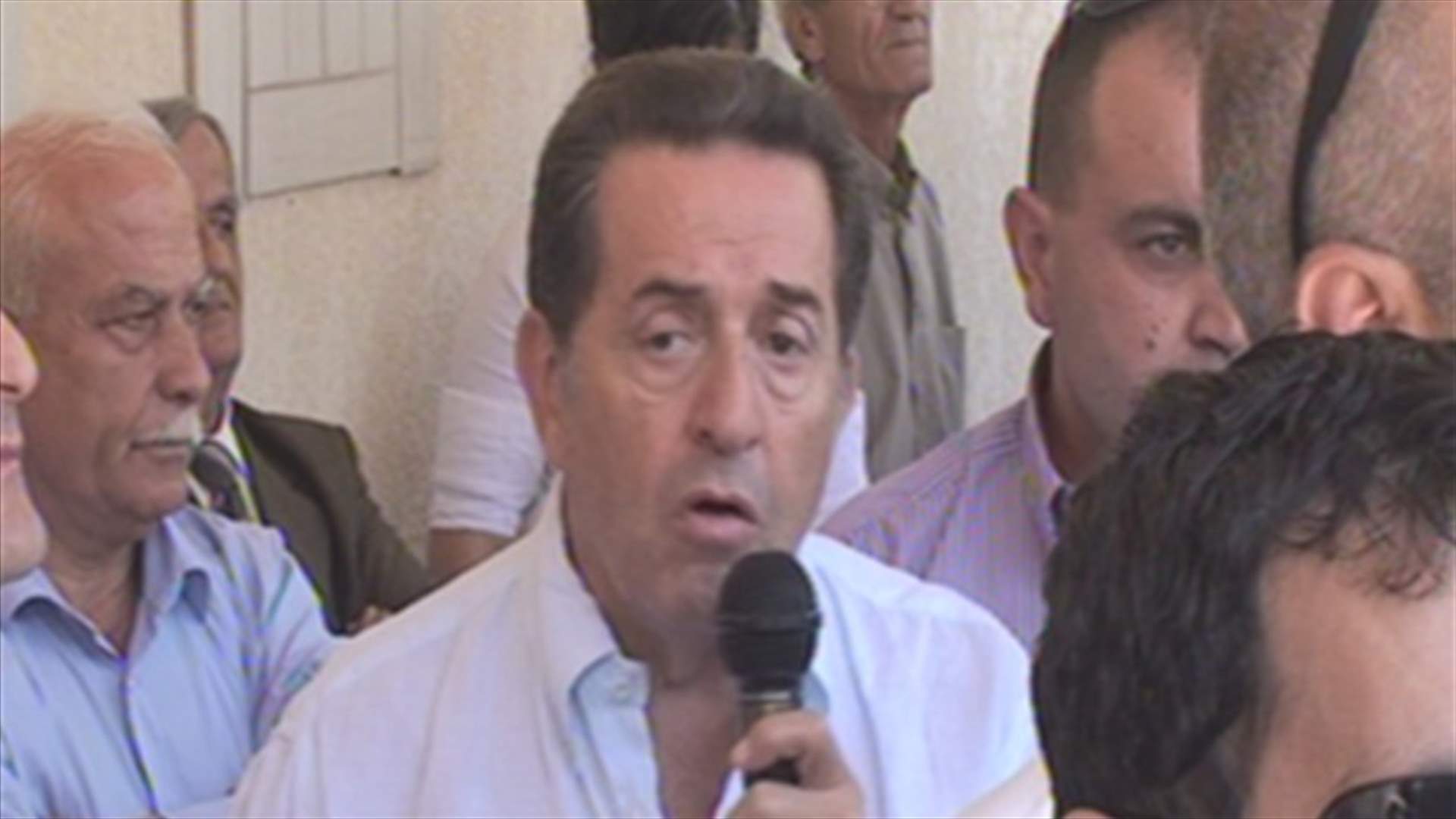 Harb: Either government releases telecom data or steps down 