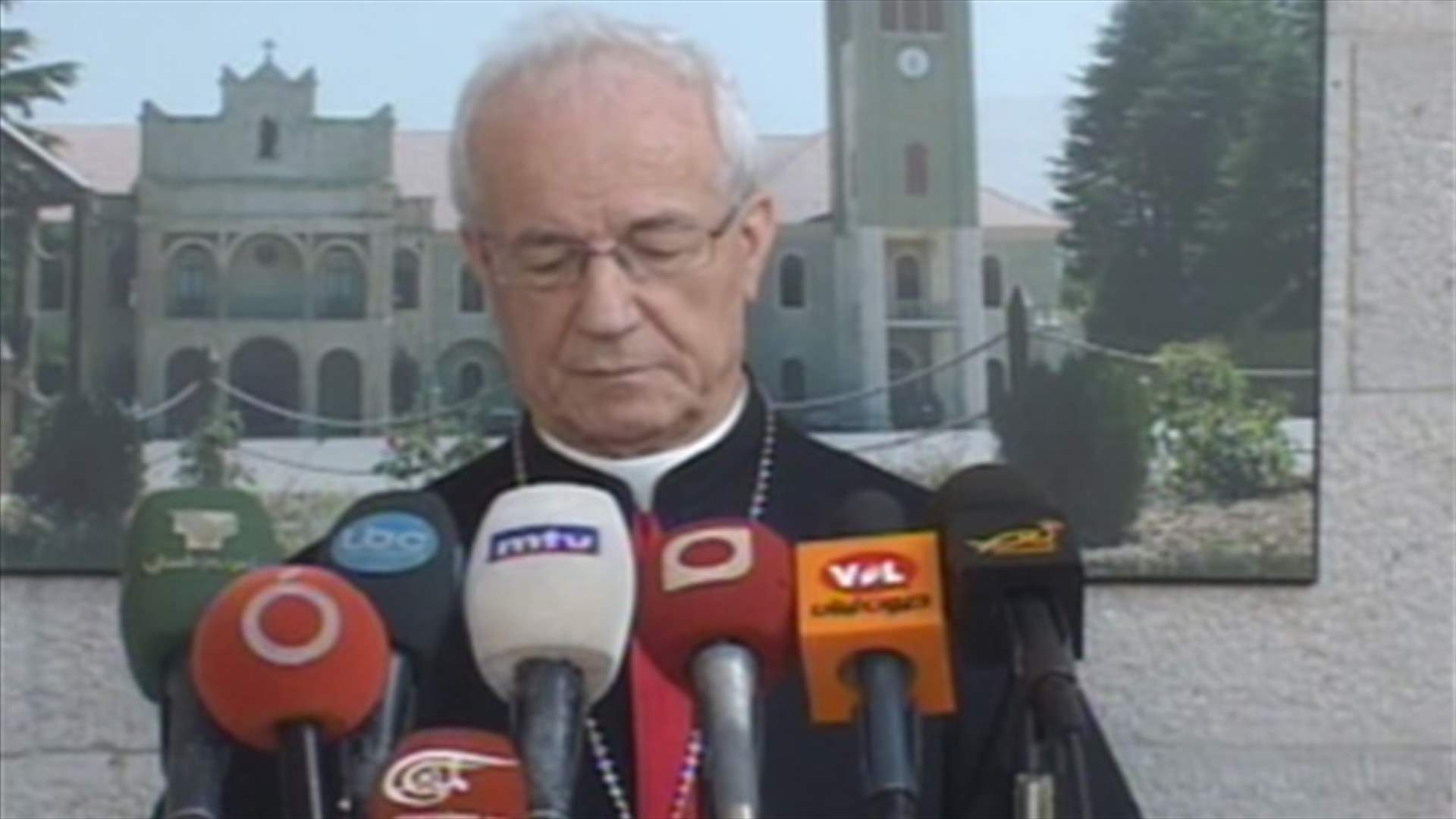 Maronite Bishops salute LAF on army day