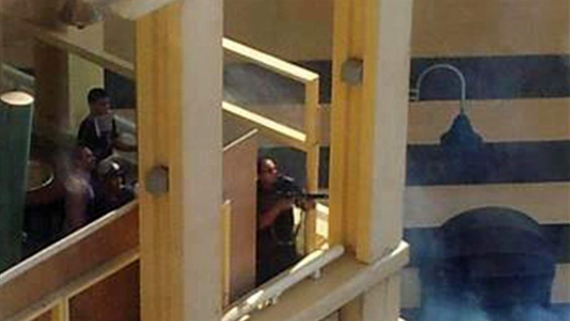 Clashes erupt in Cairo's Nile Tower City