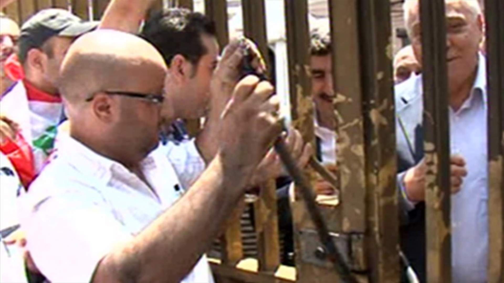 3 months later: EDL sit-in comes to an end