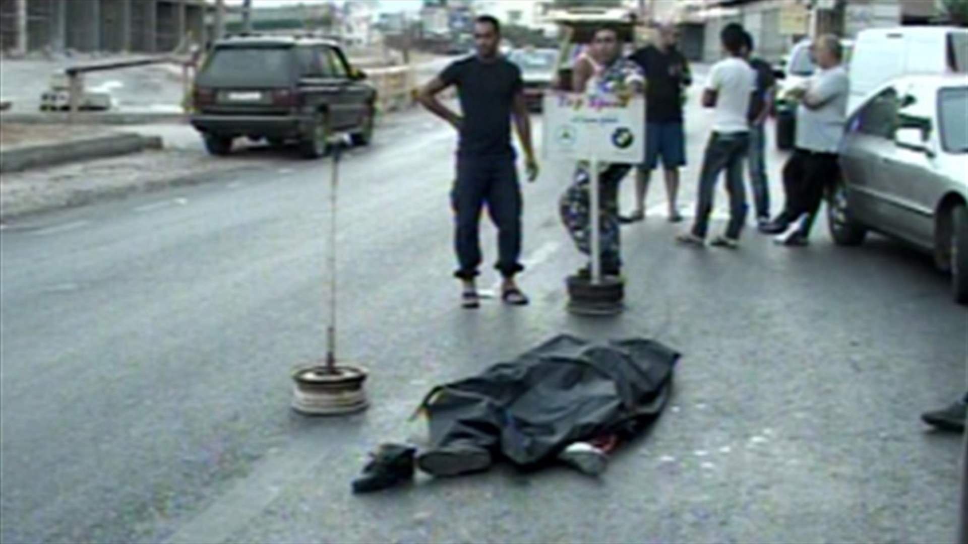 Truck runs over motorcycle, kills rider 