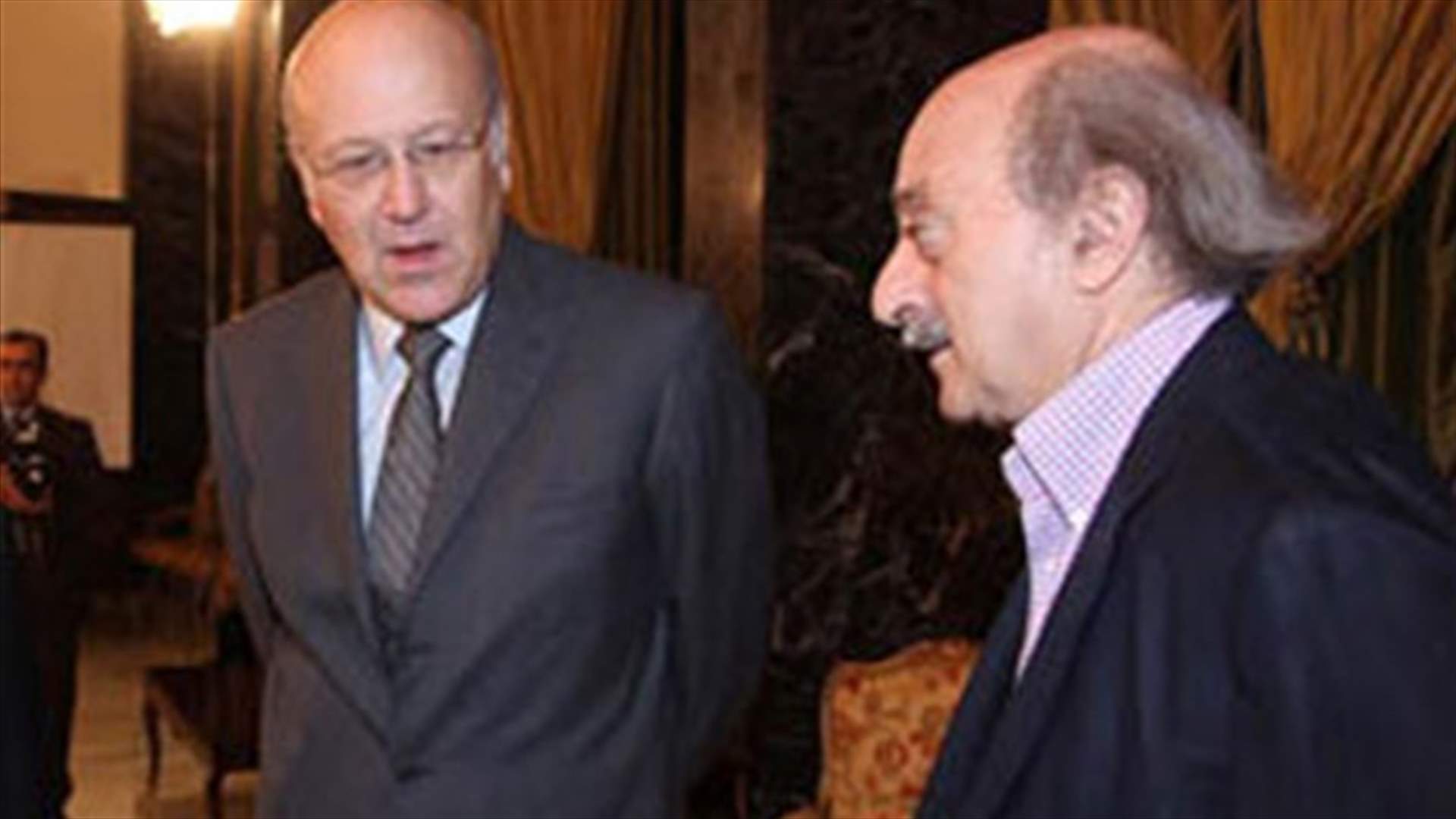 كلام ميقاتي اغضب جنبلاط...فأوعز لوزرائه تبليغه موقفا قاسيا