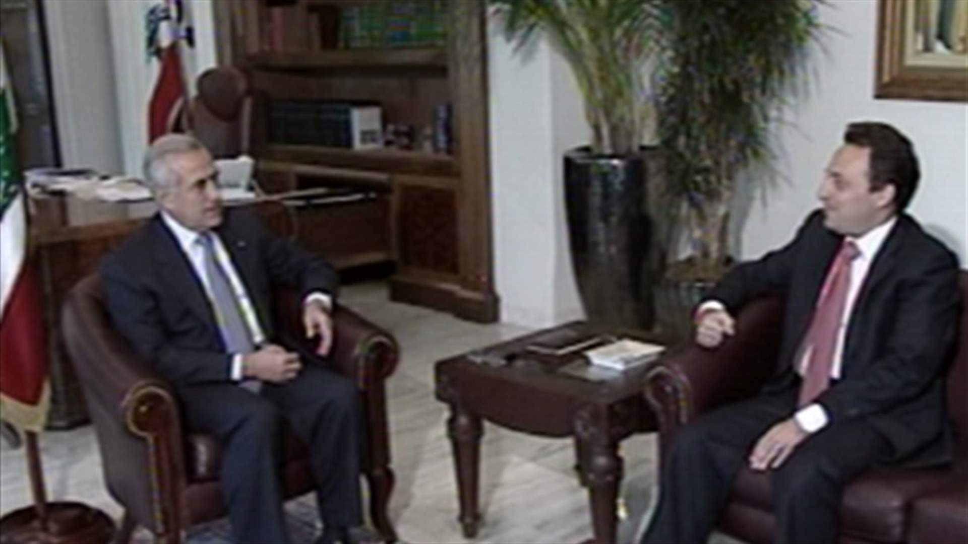 سليمان يشدد على ضرورة ضبط الوضع الحدودي