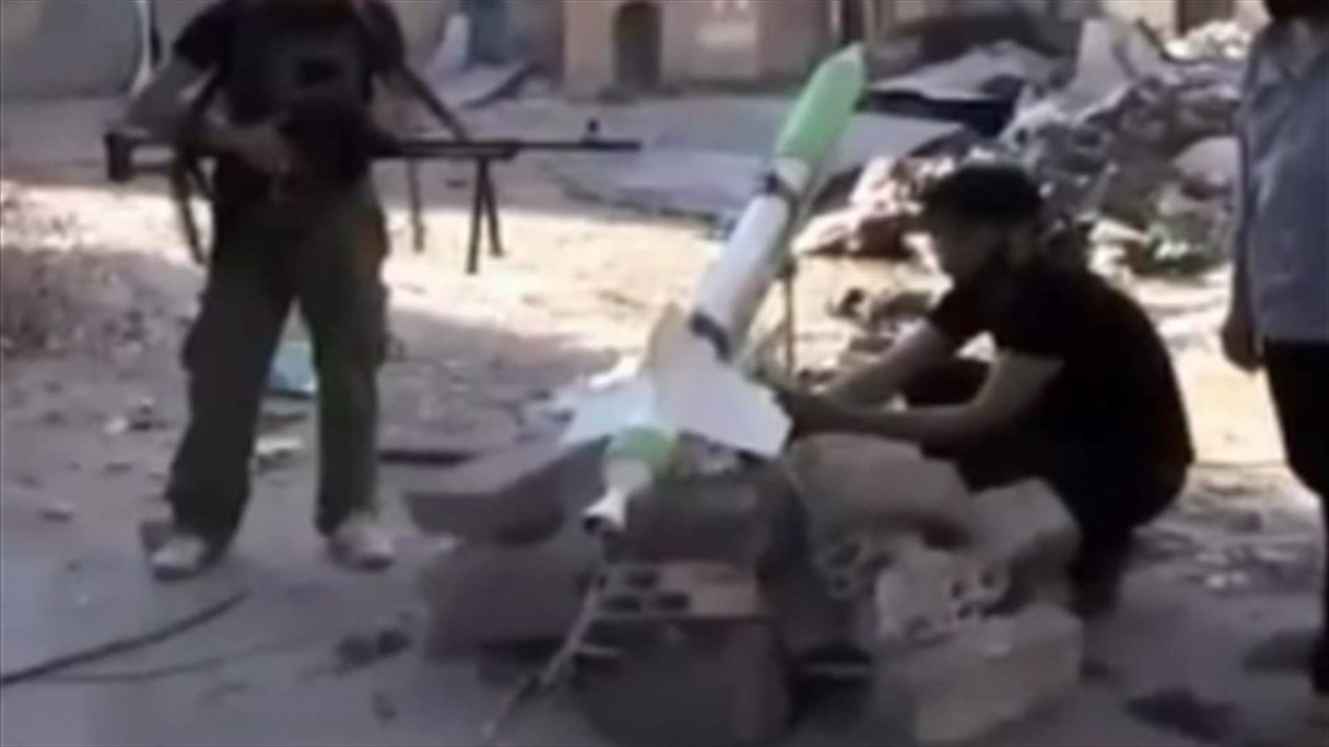 10 young men executed in Homs, Senior Syrian policeman defects 