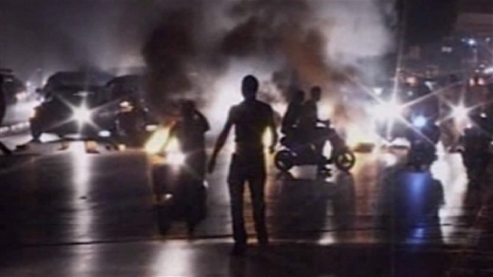 Beirut Int&#39;l Rd blocked amid conflicting reports on the death of 11 Lebanese in Aazaz